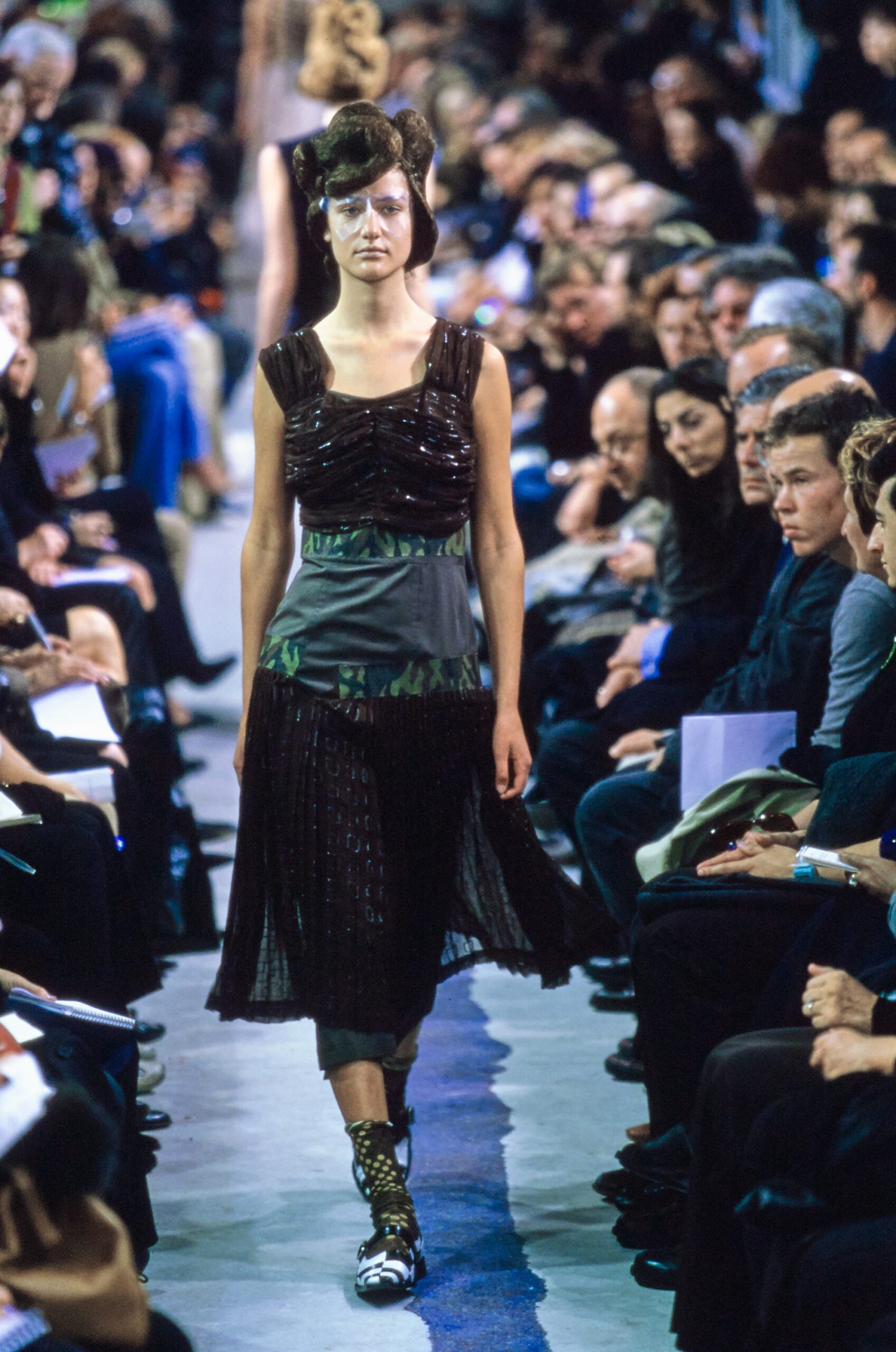 Comme des Garçons S/S 01 Look 436
