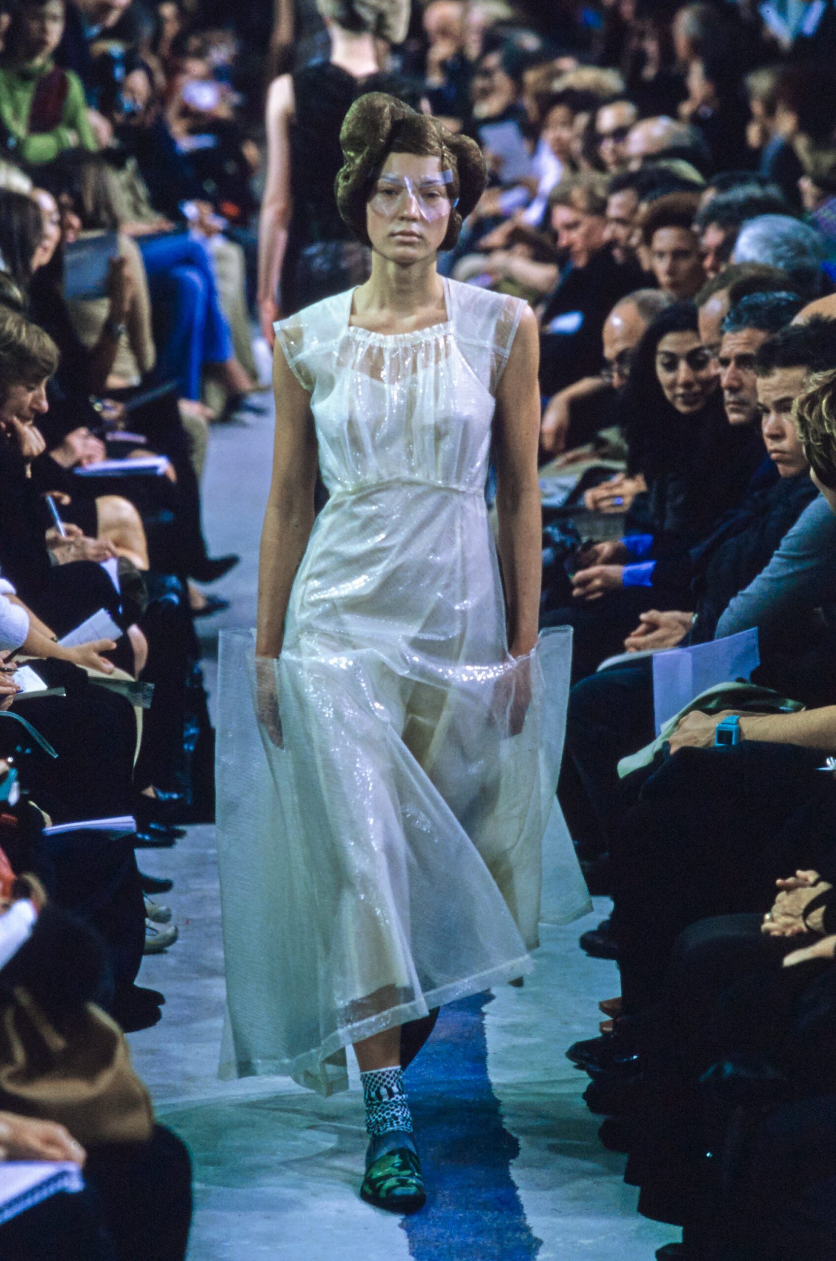 Comme des Garçons S/S 01 Look 524