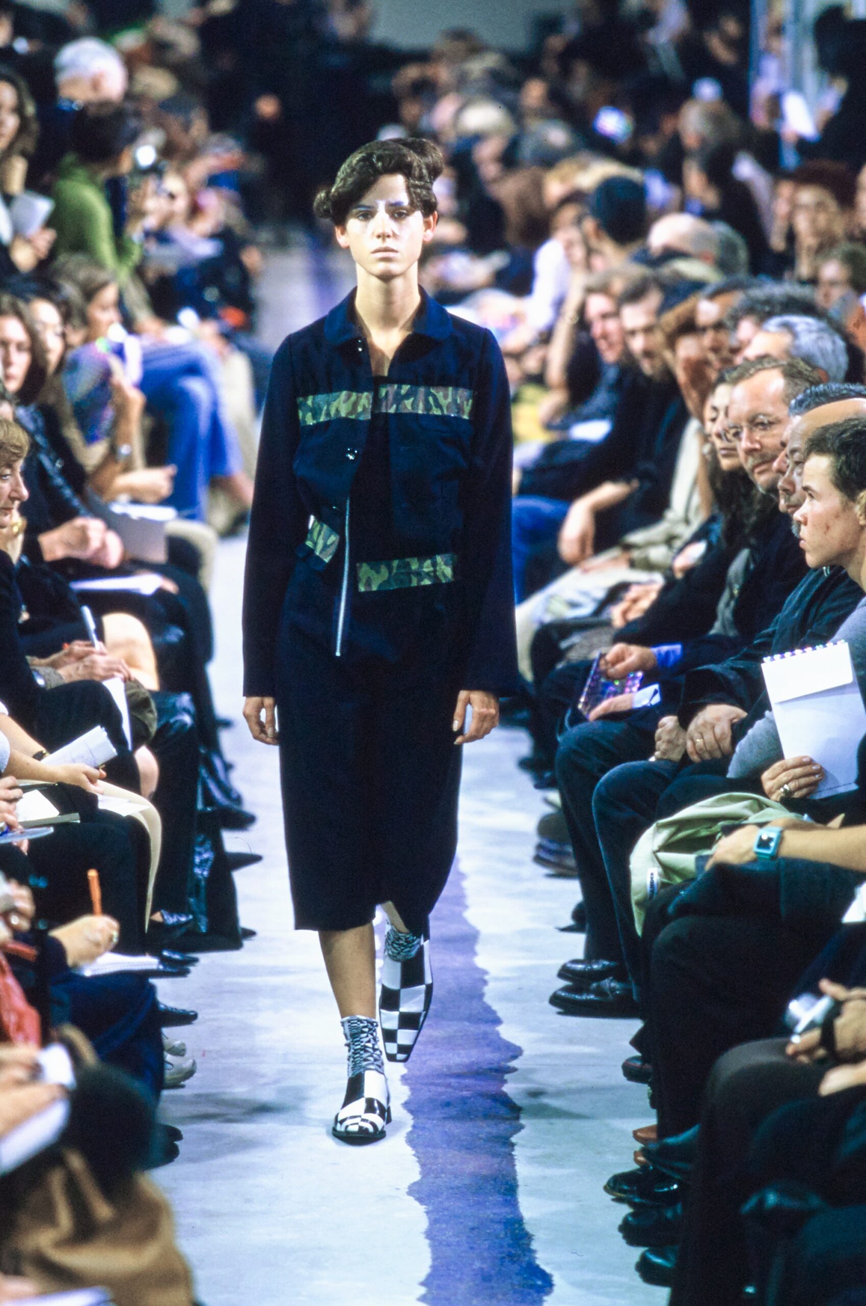 Comme des Garçons S/S 01 Look 586