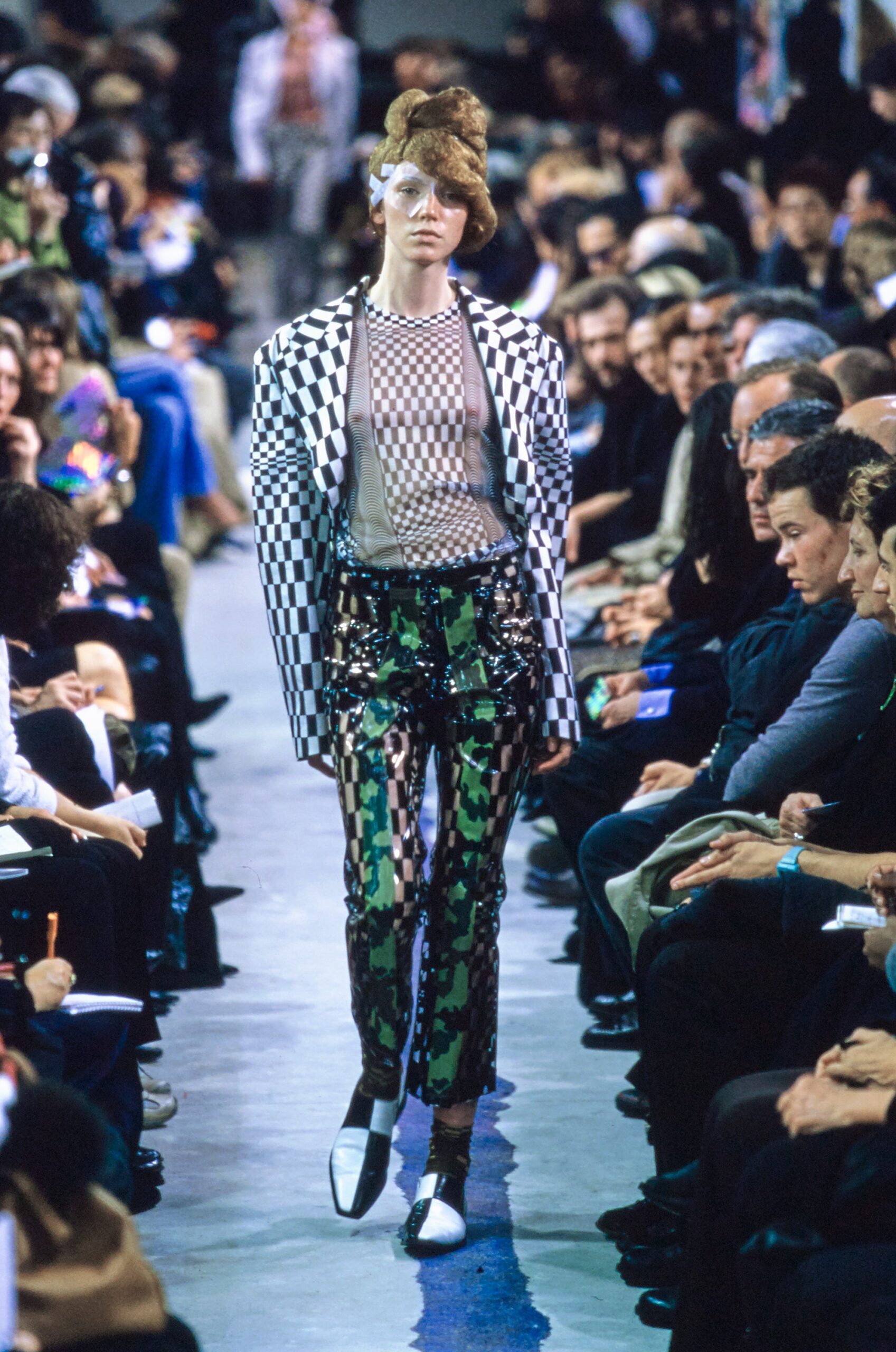 Comme des Garçons S/S 01 Look 628