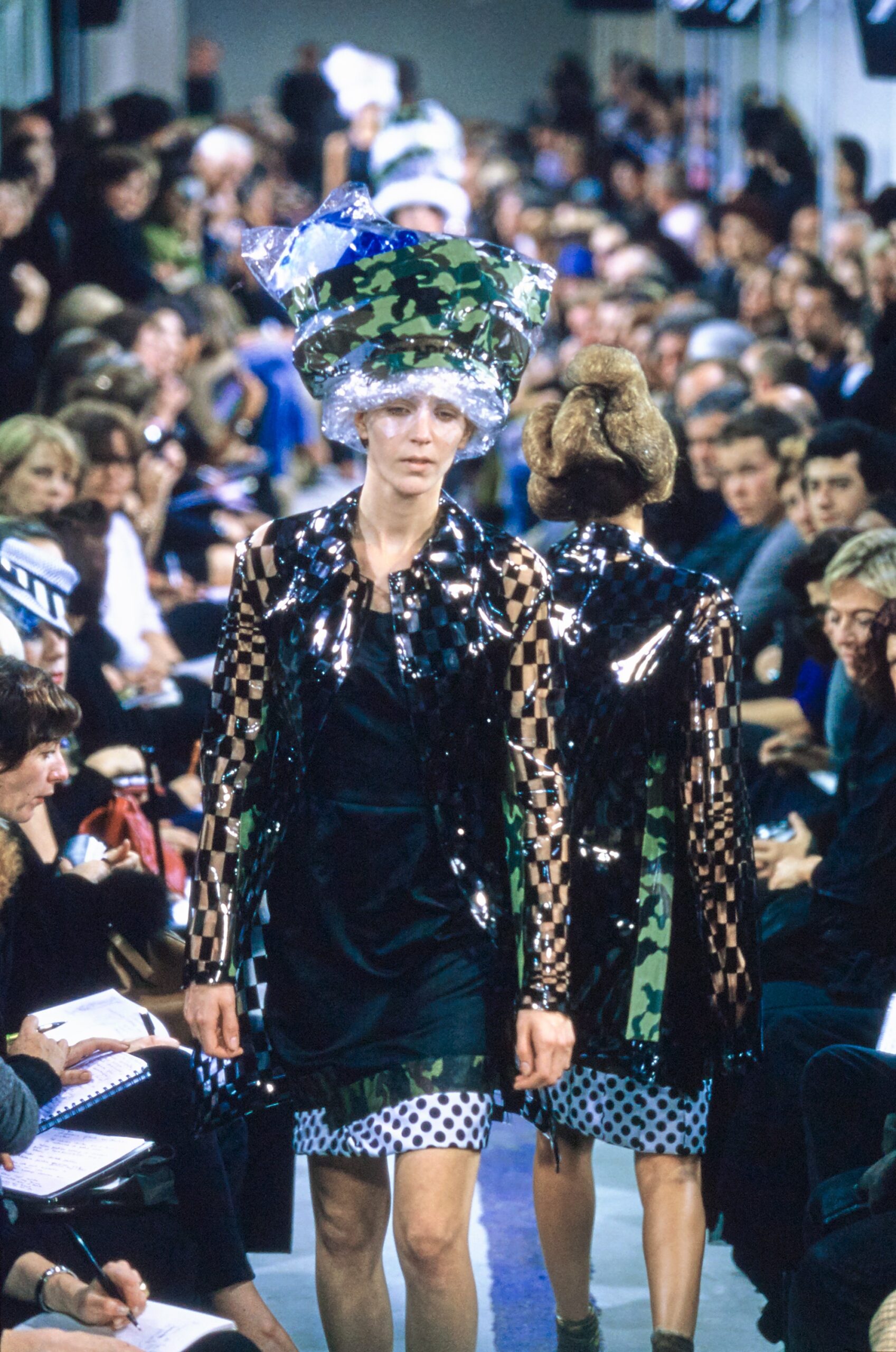 Comme des Garçons S/S 01 Look 766
