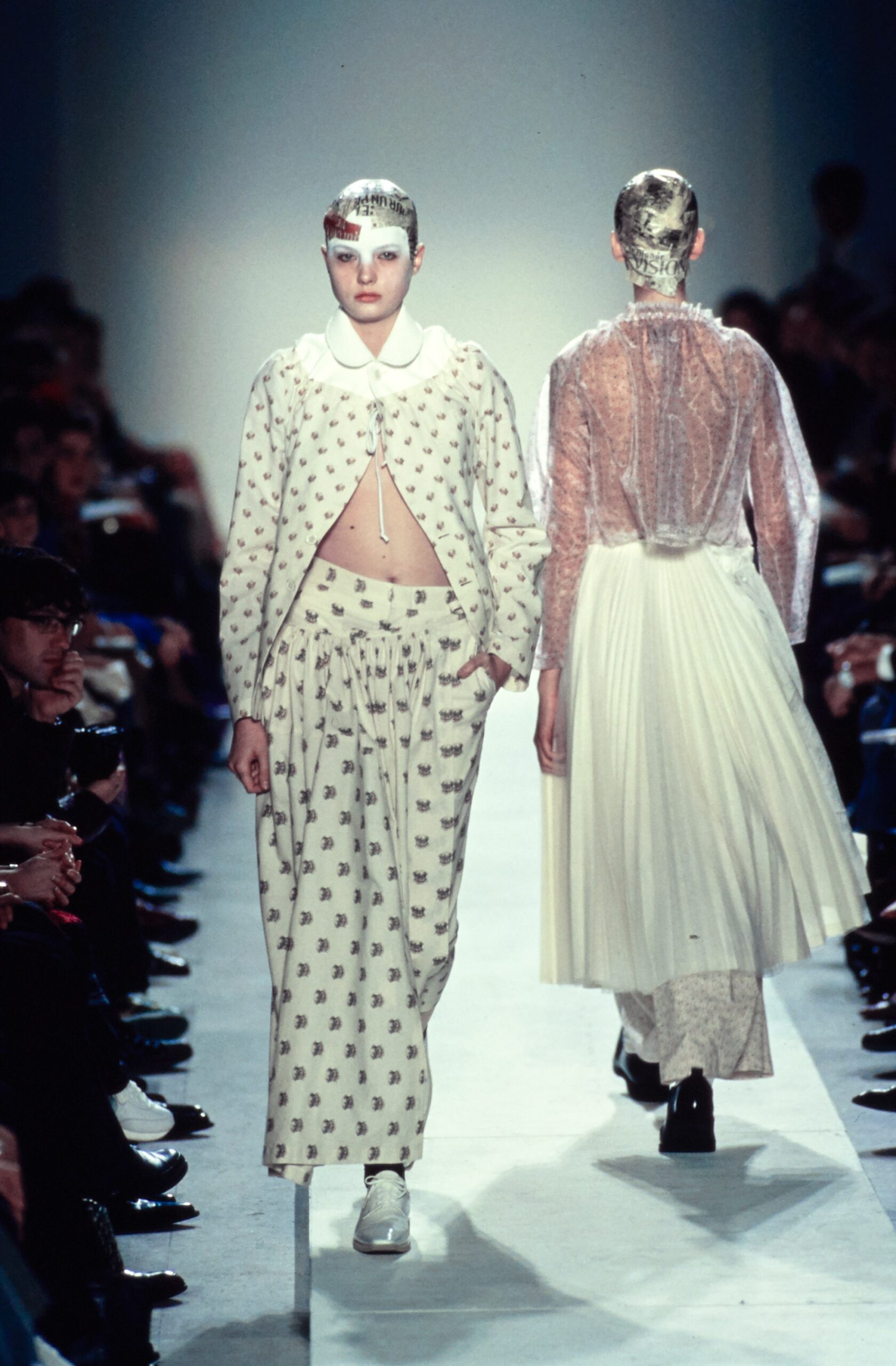 Comme des Garçons S/S 02 Look 31