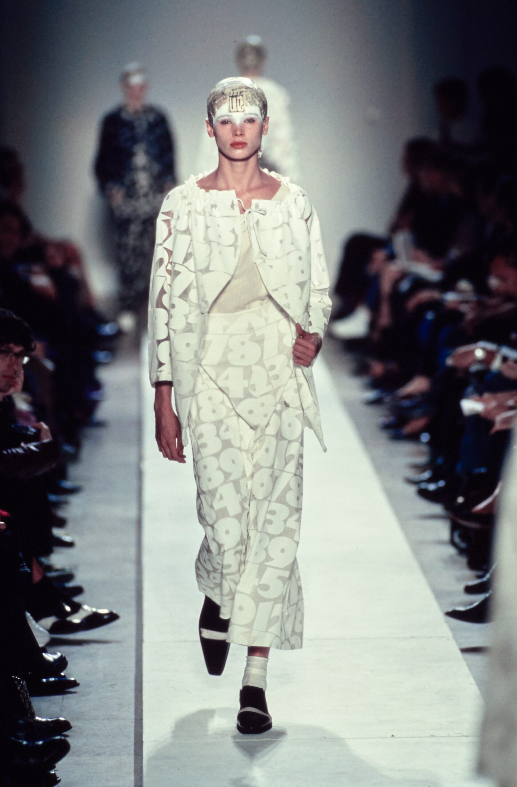 Comme des Garçons S/S 02 Look 98