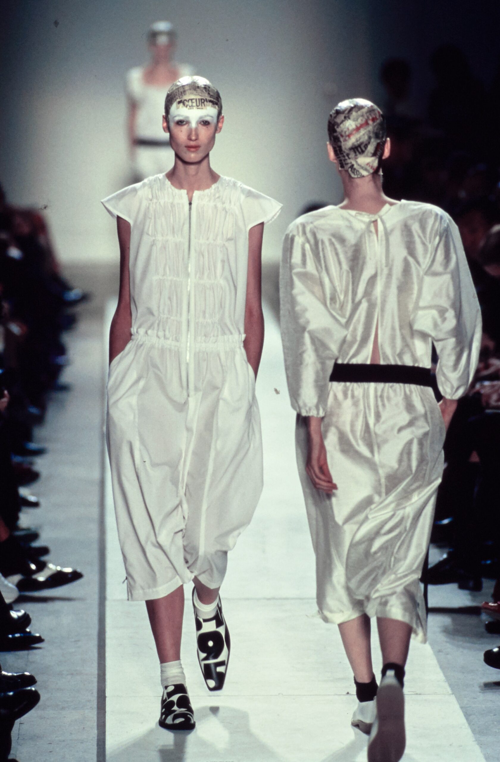 Comme des Garçons S/S 02 Look 125