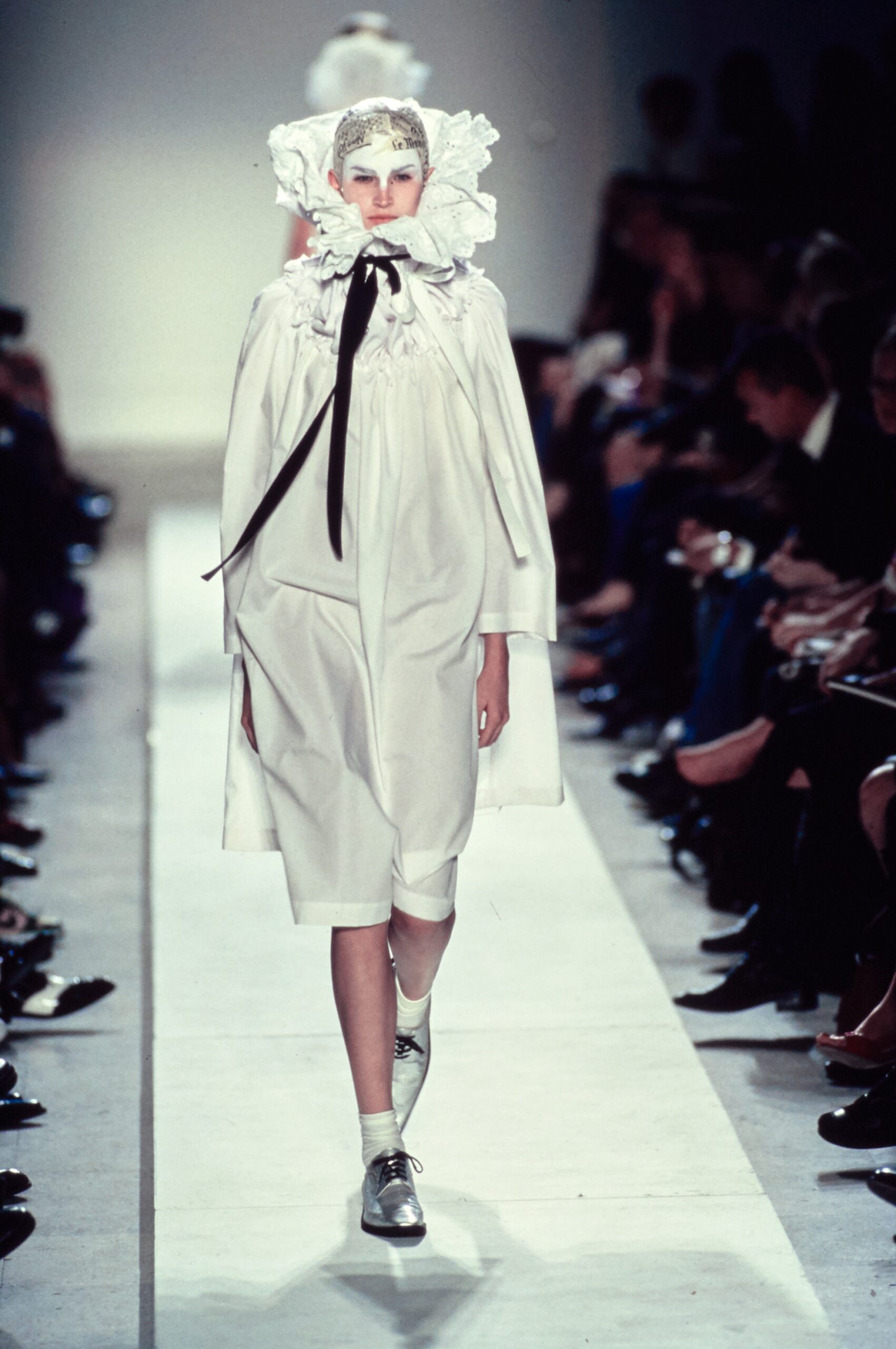Comme des Garçons S/S 02 Look 376