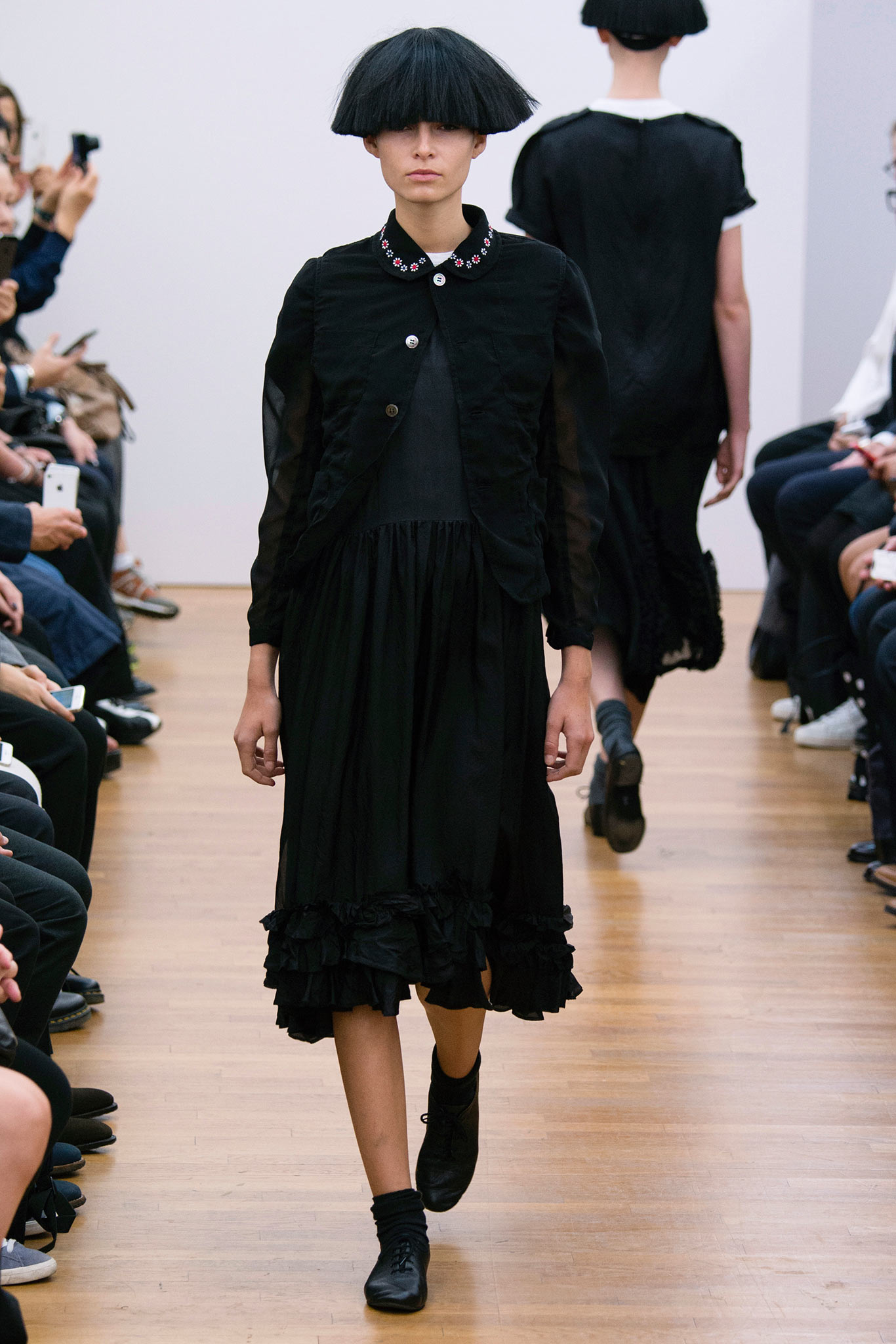 Comme des Garçons Comme des Garçons S/S 15 Look 155