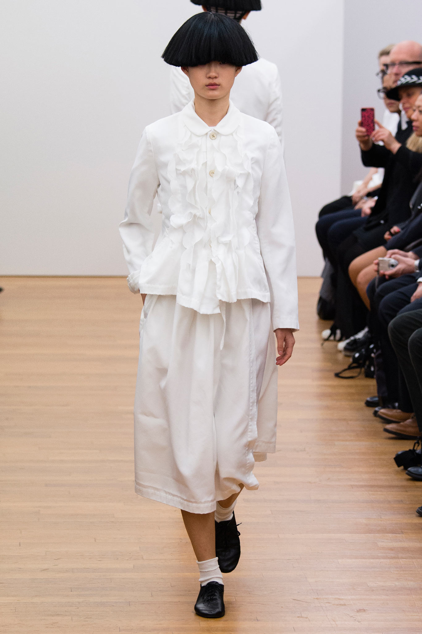 Comme des Garçons Comme des Garçons S/S 15 Look 287