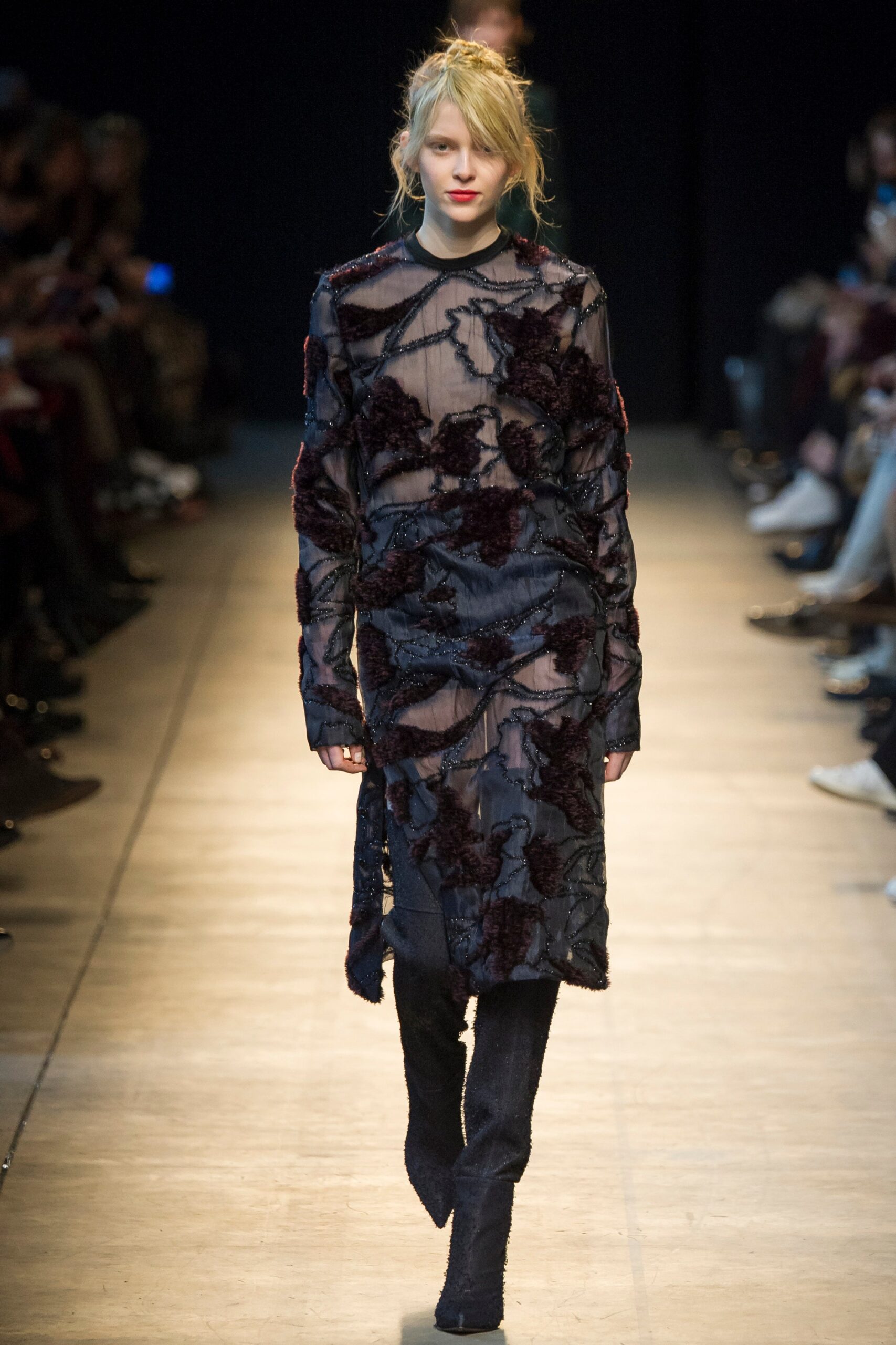 Costume National F/W 16 Look 129