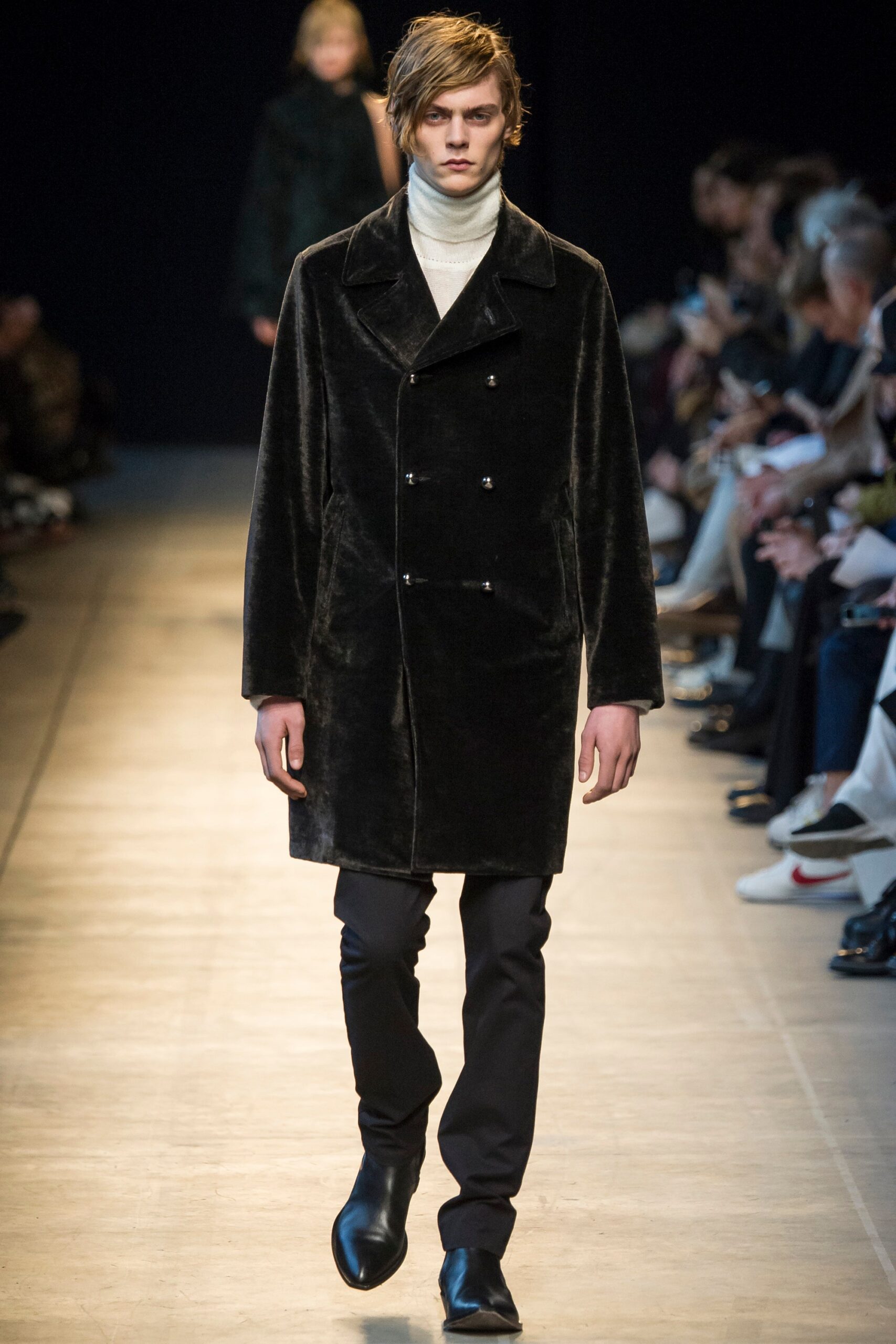 Costume National F/W 16 Look 161