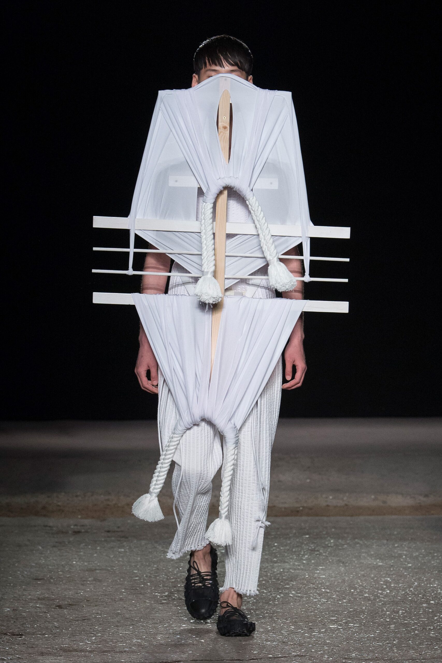 Craig Green S/S 18 Menswear Look 36