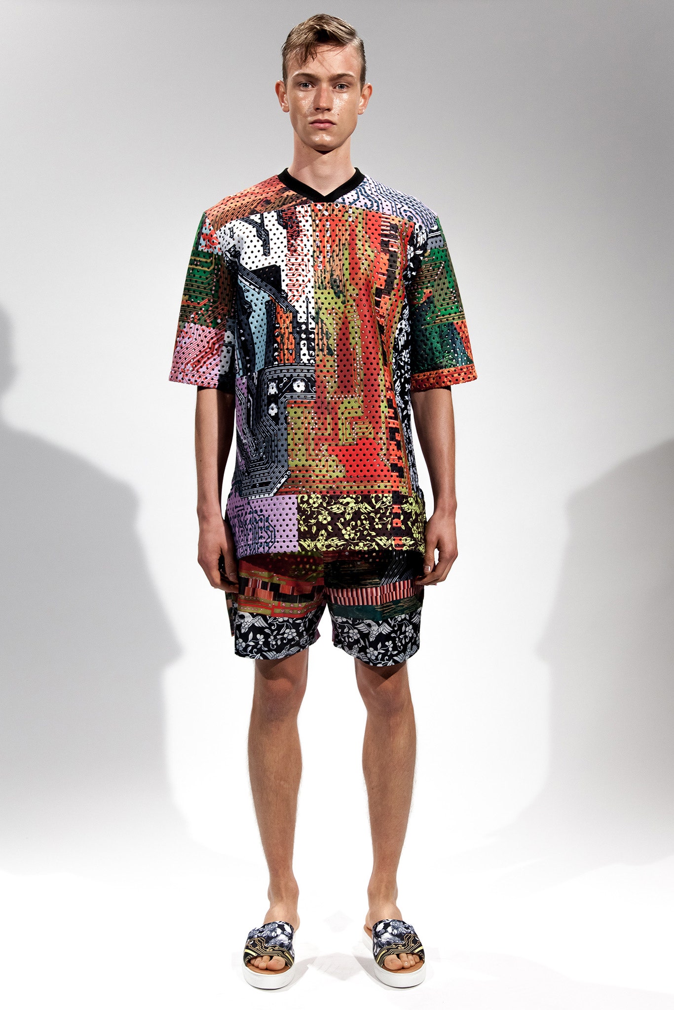 Clover Canyon S/S 15 Look 34