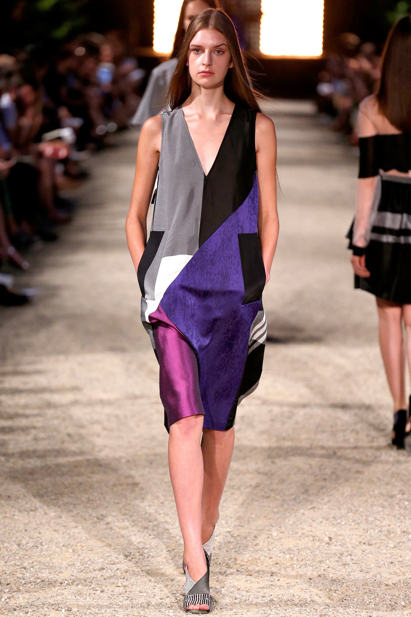 Damir Doma Resort 14 Look 5