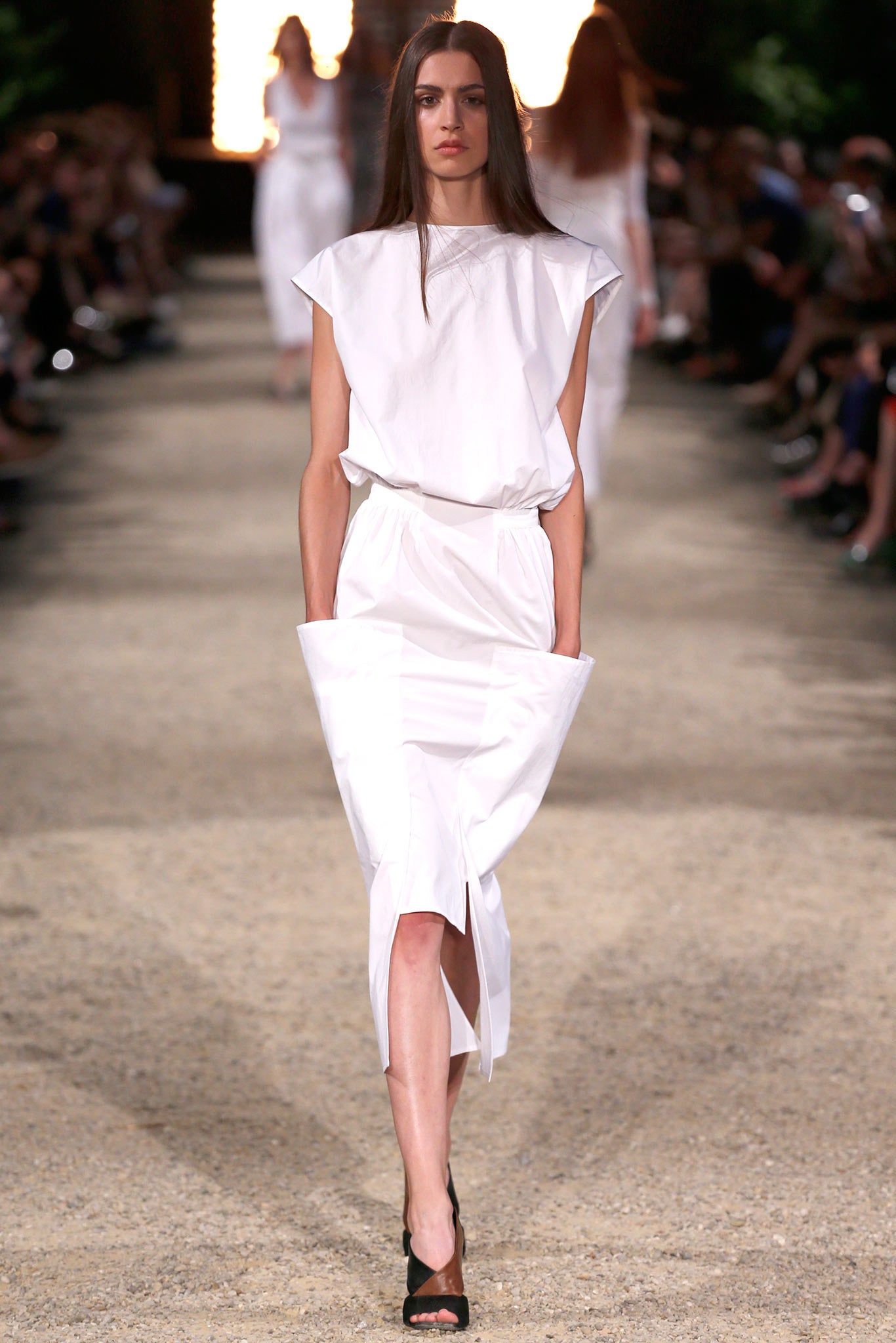 Damir Doma Resort 14 Look 23