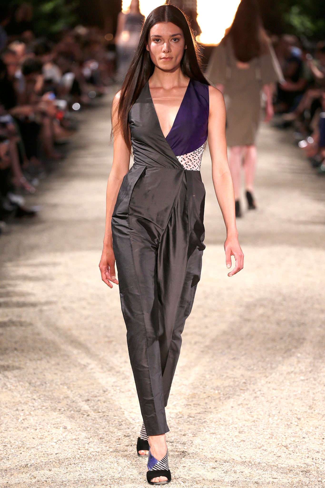 Damir Doma Resort 14 Look 42