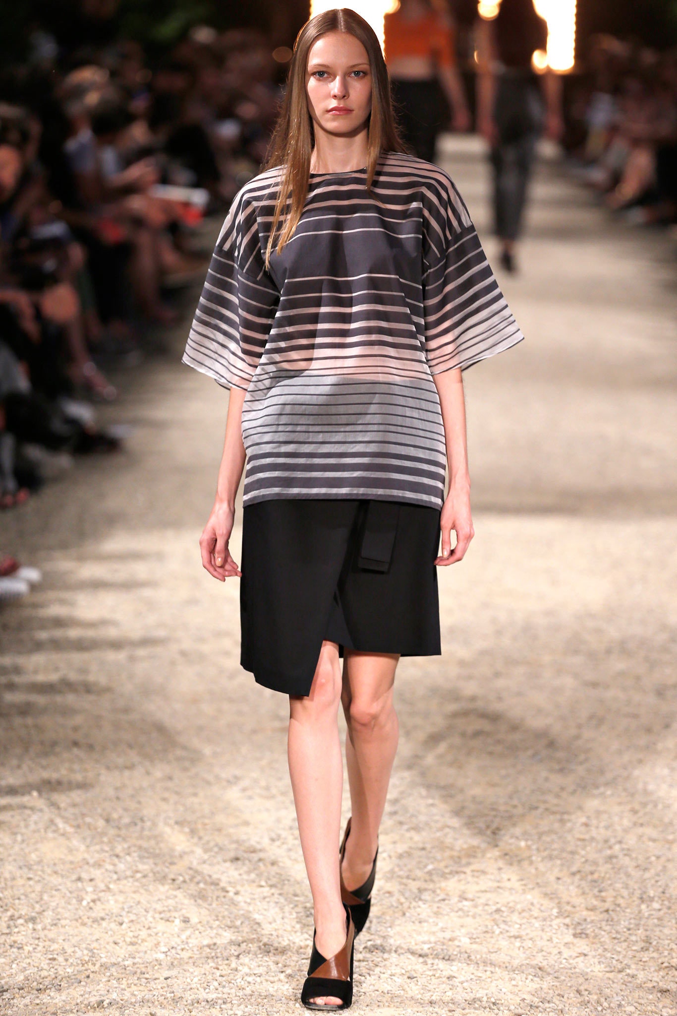 Damir Doma Resort 14 Look 47