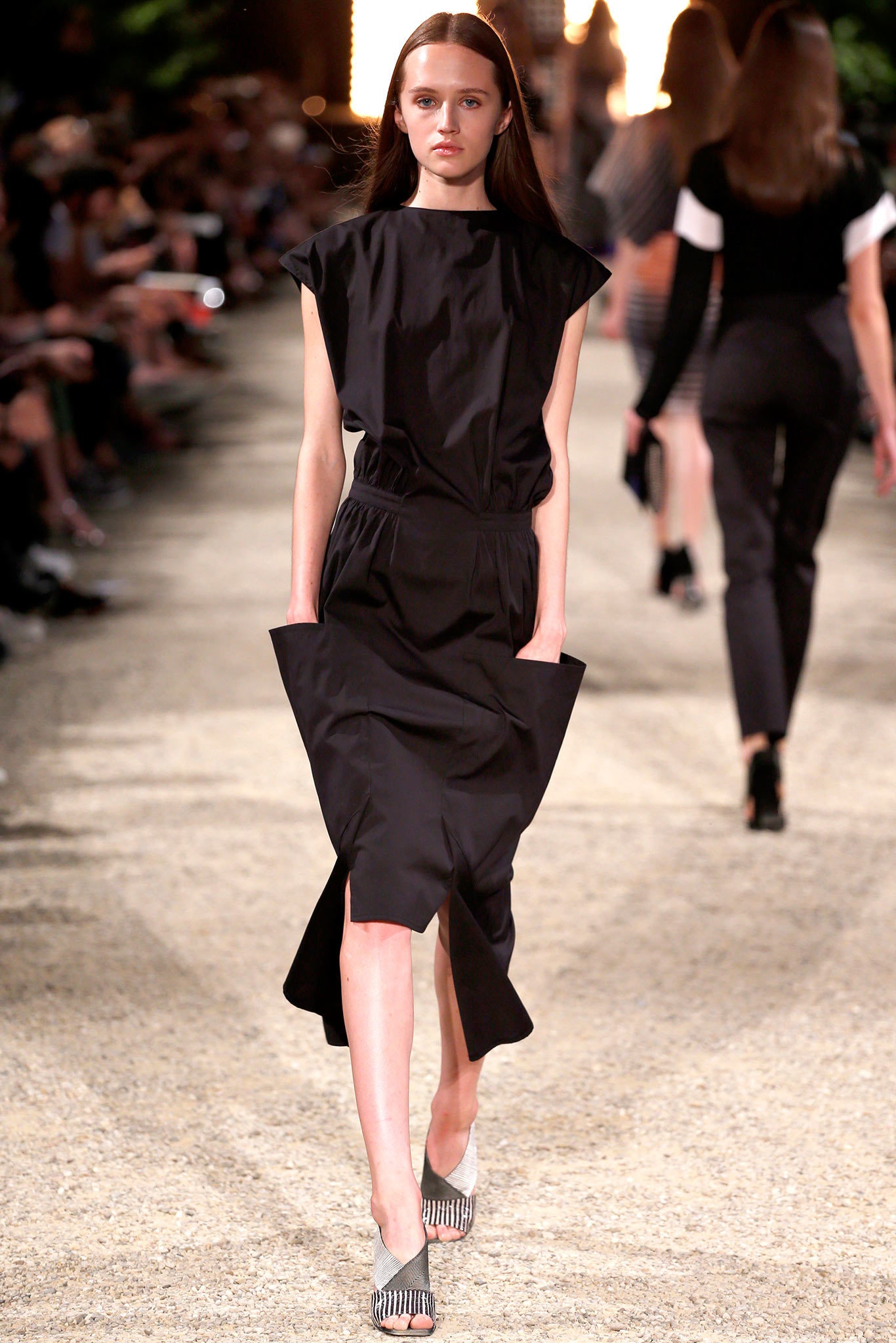 Damir Doma Resort 14 Look 54