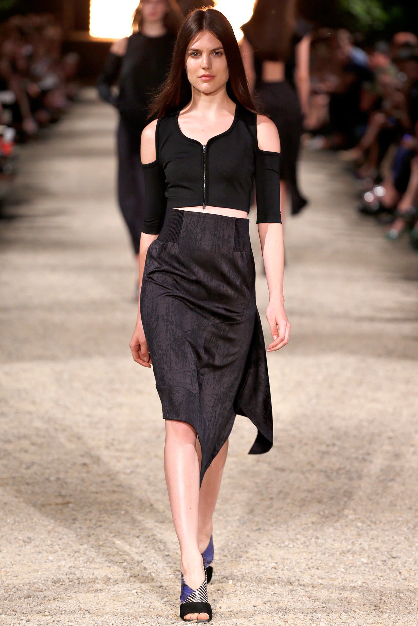 Damir Doma Resort 14 Look 56