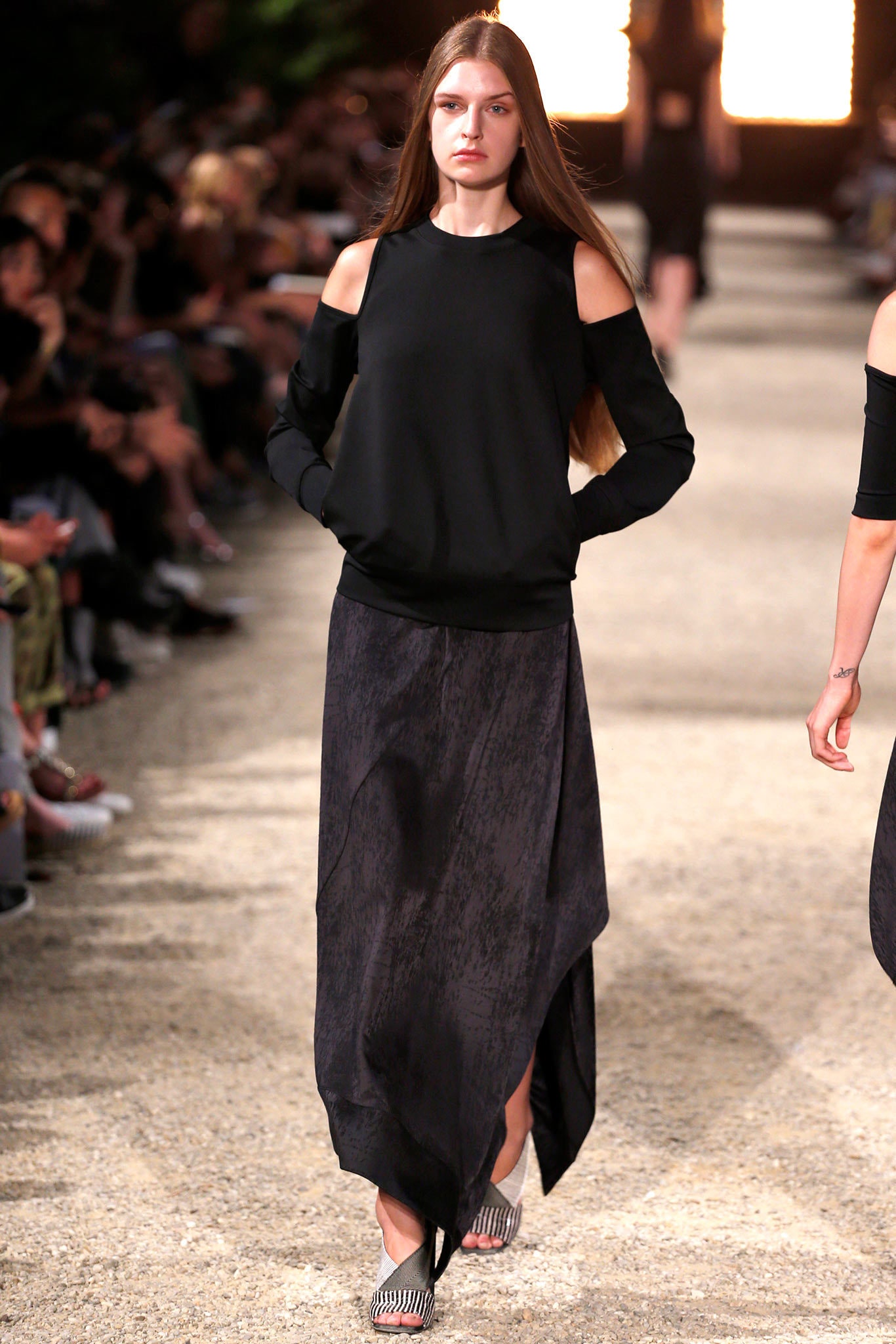 Damir Doma Resort 14 Look 58