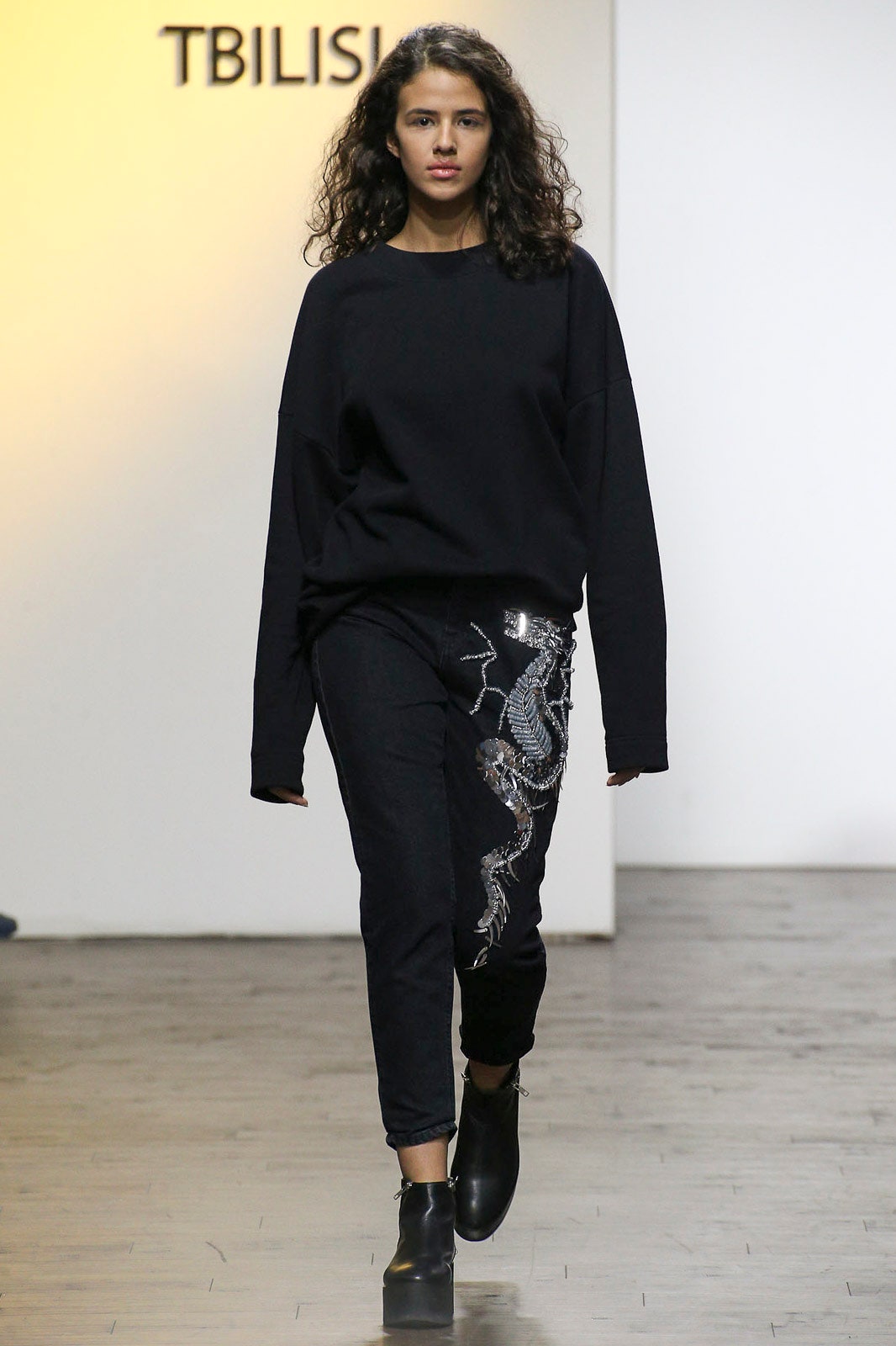 Dalood Tbilisi S/S 17 Look 33