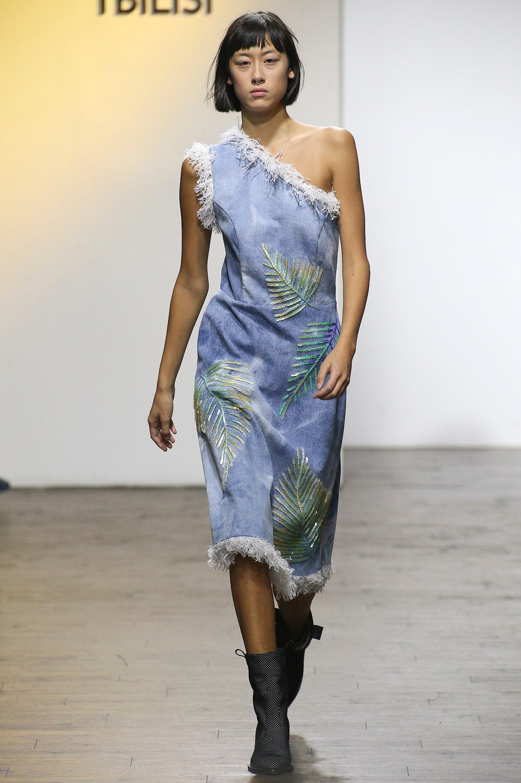 Dalood Tbilisi S/S 17 Look 42