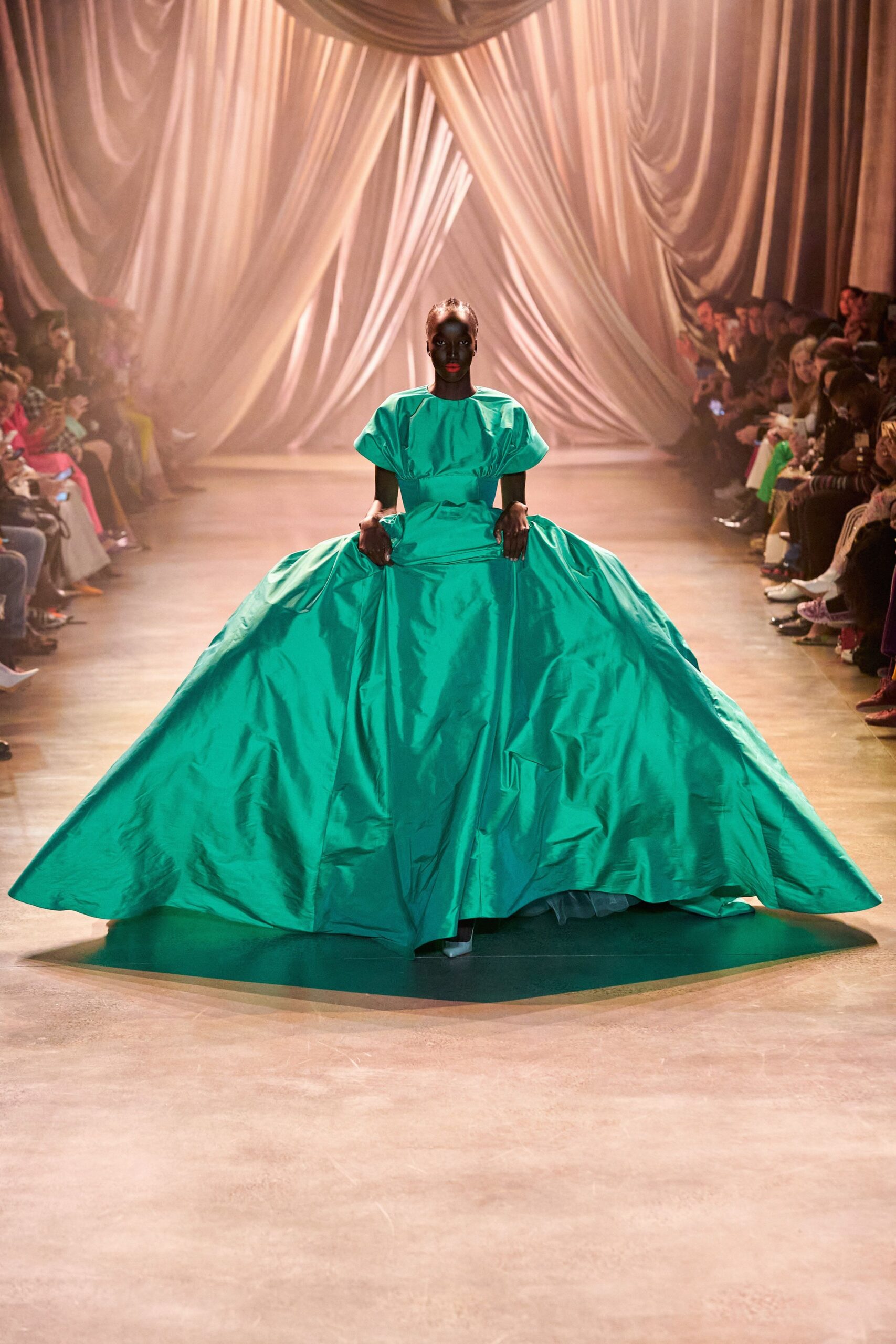 Christopher John Rogers F/W 20 Look 210
