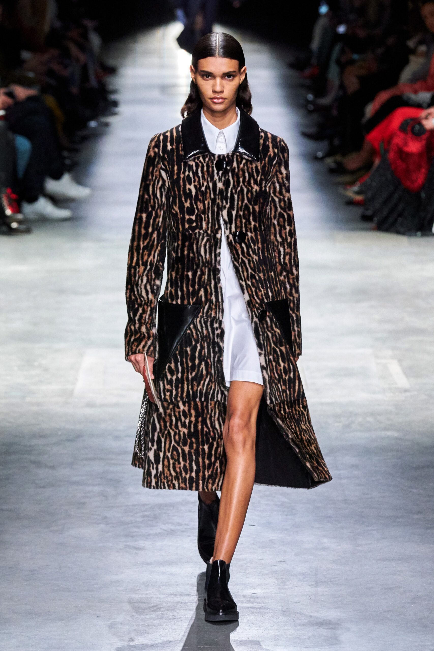 Christopher Kane F/W 20 Look 683