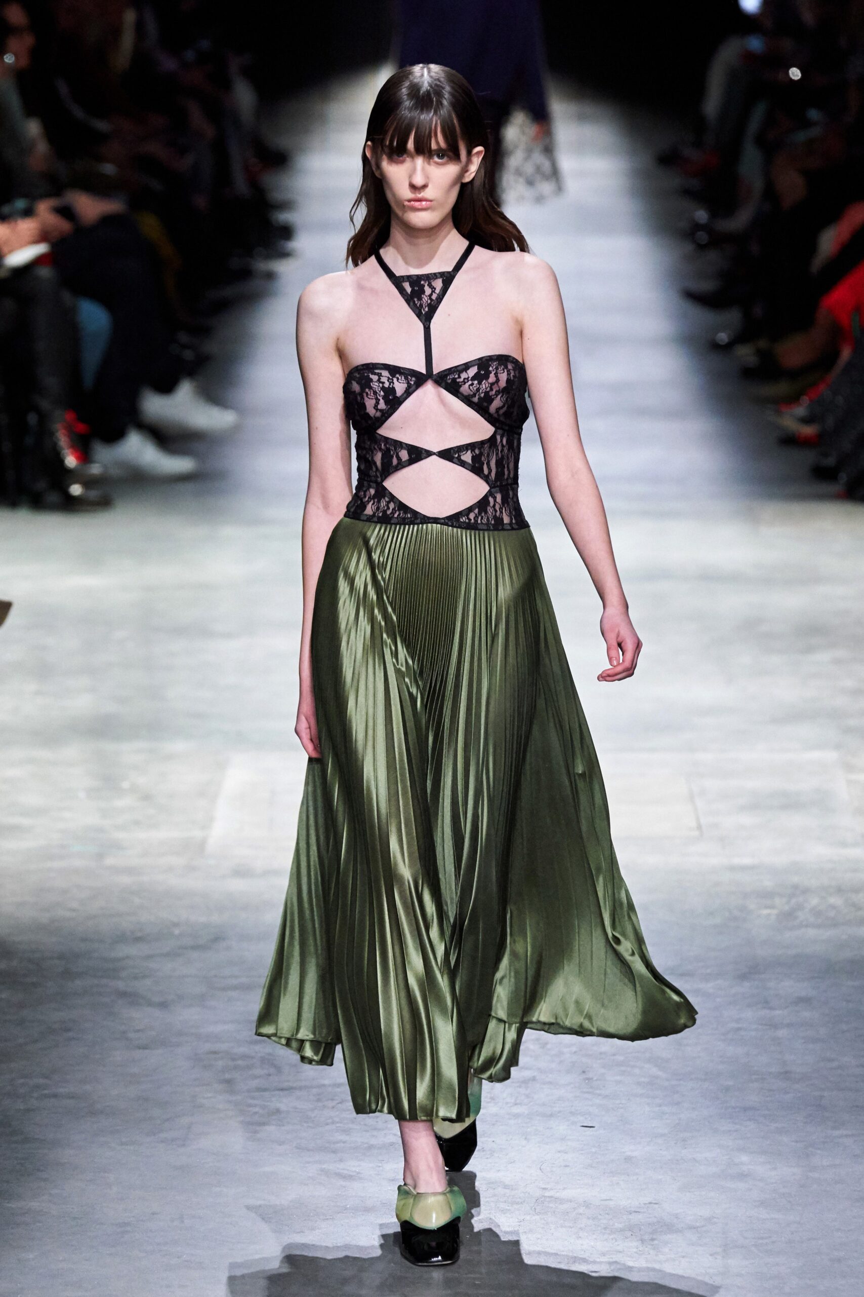 Christopher Kane F/W 20 Look 695