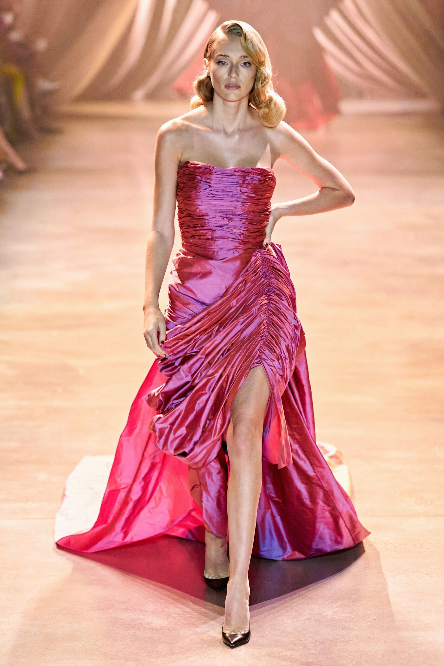 Christopher John Rogers F/W 20 Look 551