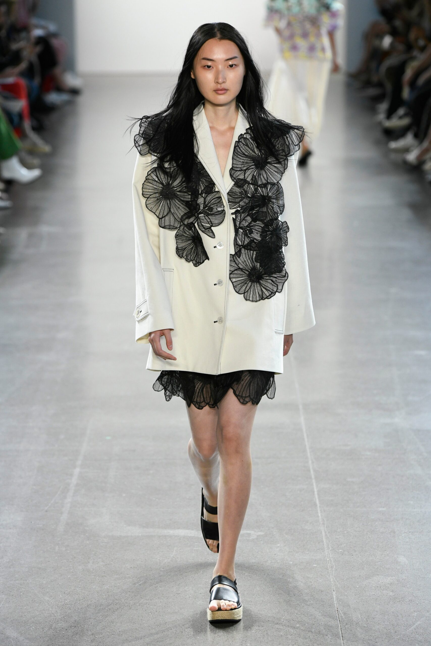 Claudia Li S/S 19 Look 199