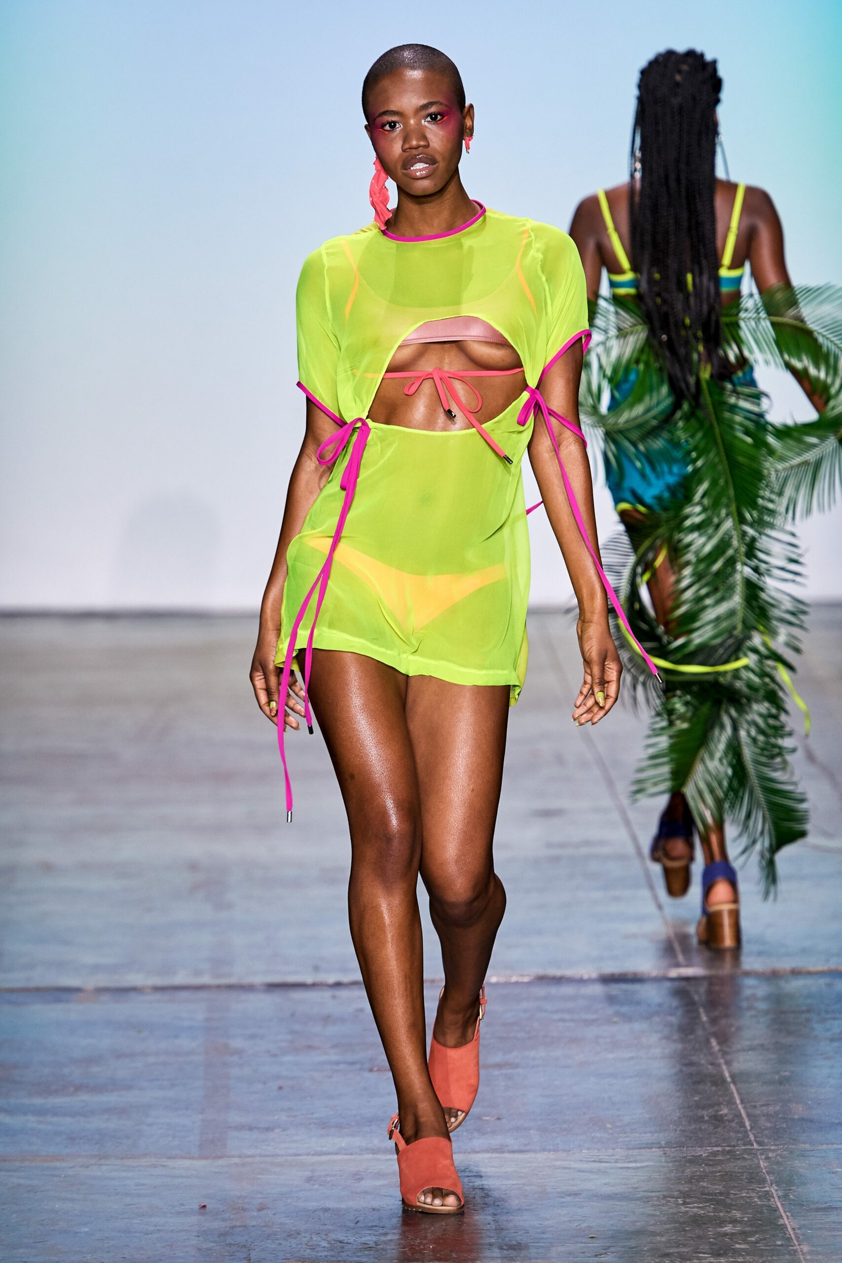 Chromat F/W 19 Look 60