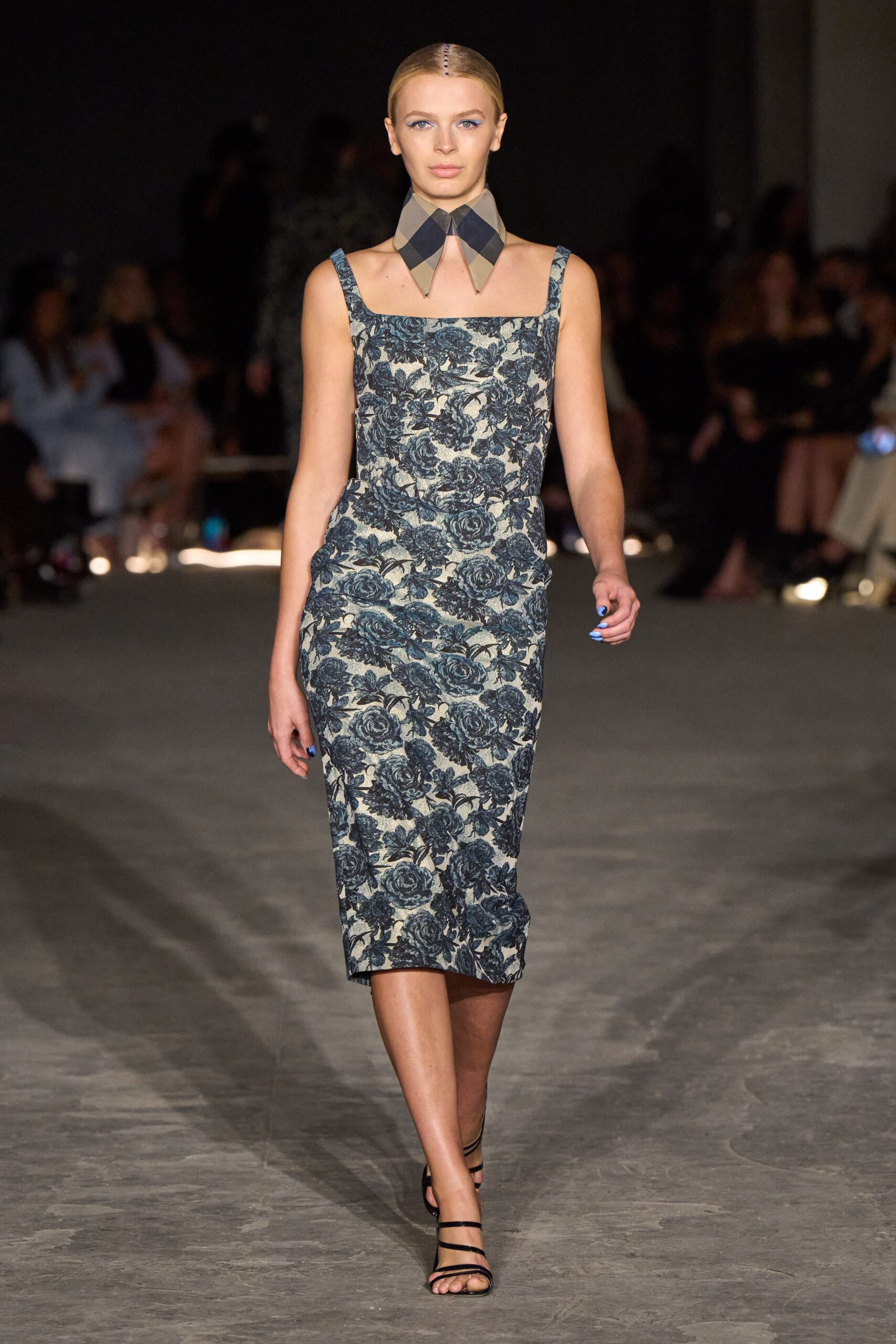 Christian Siriano F/W 22 Look 334