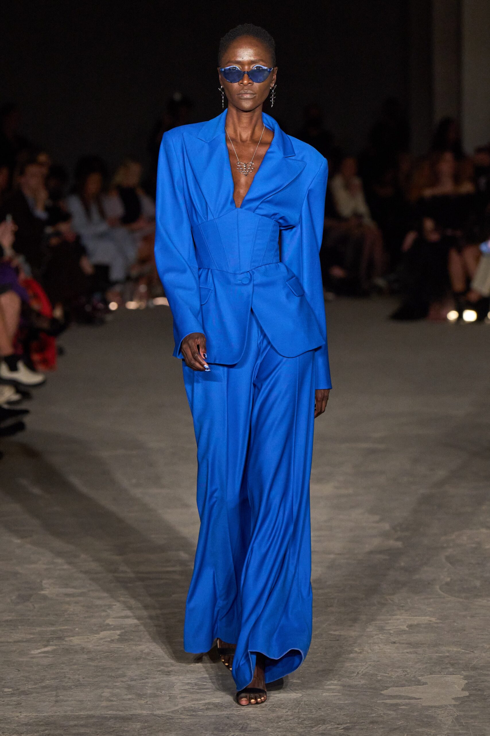 Christian Siriano F/W 22 Look 385