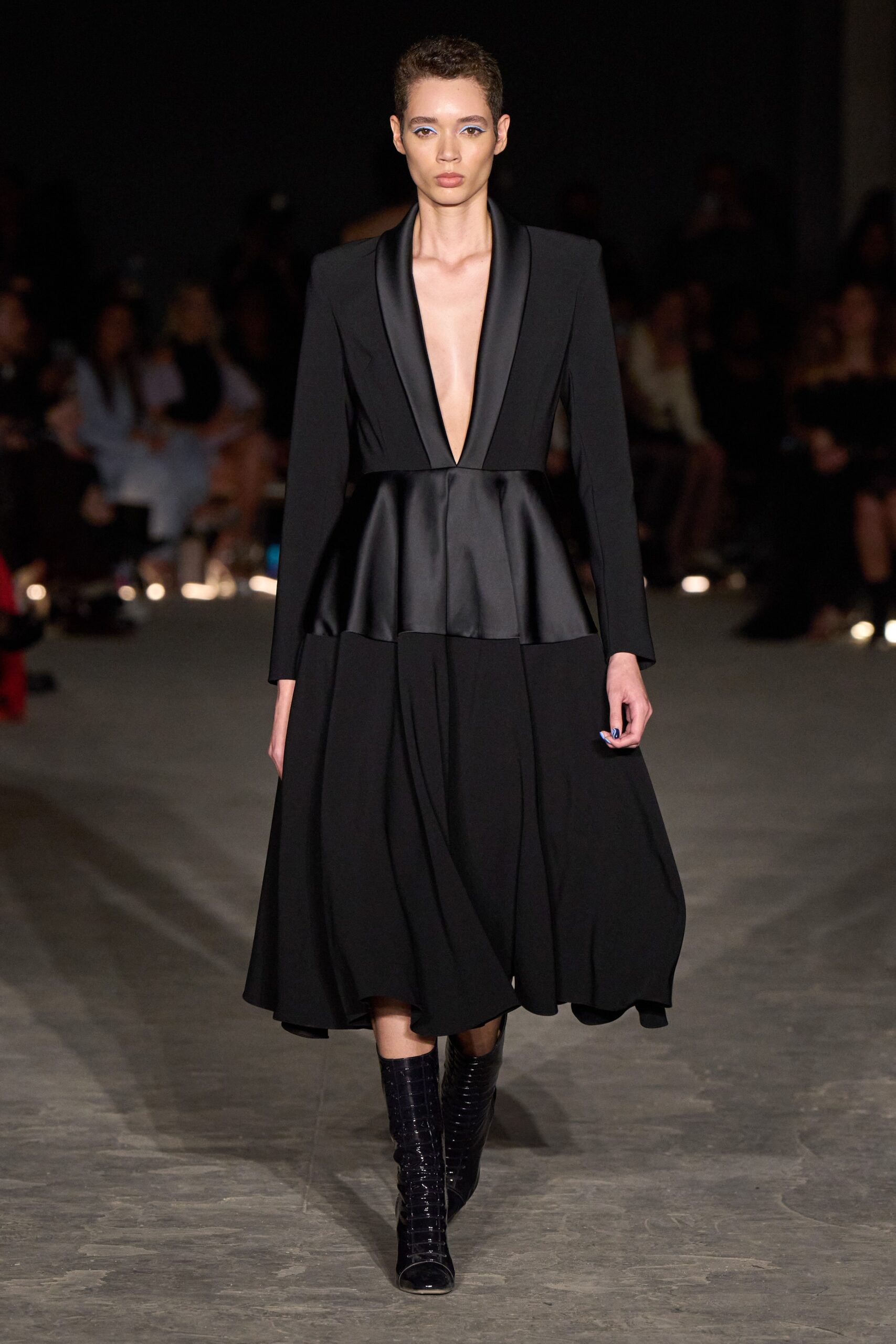 Christian Siriano F/W 22 Look 495