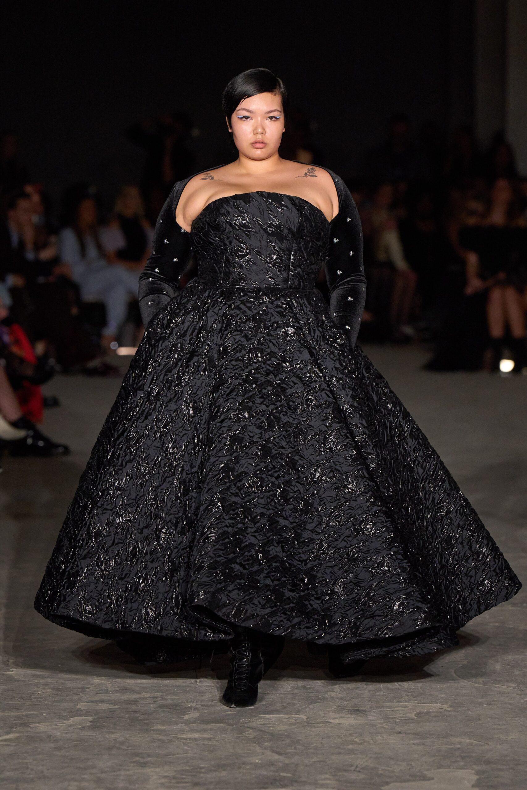 Christian Siriano F/W 22 Look 676