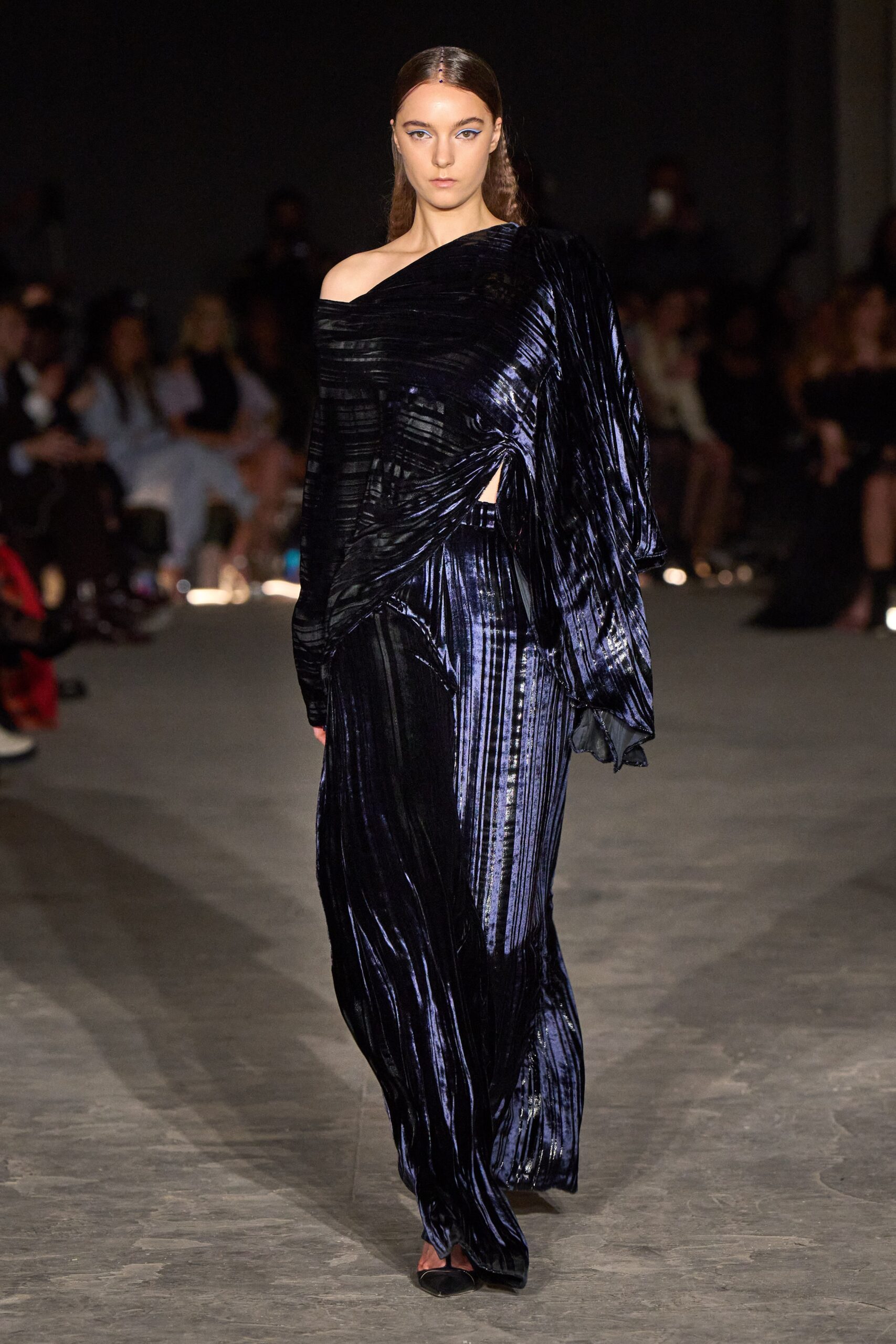 Christian Siriano F/W 22 Look 703