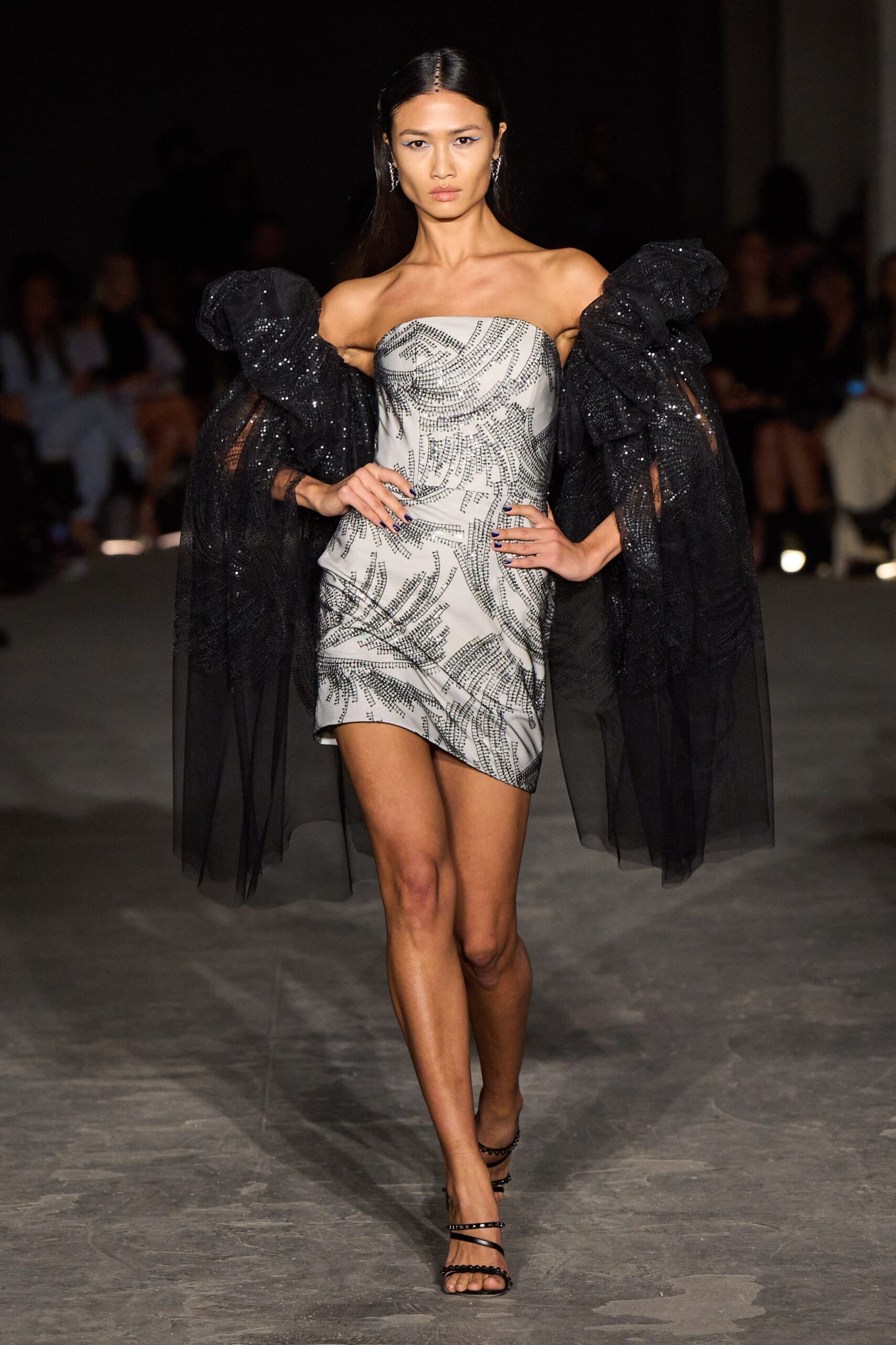 Christian Siriano F/W 22 Look 824