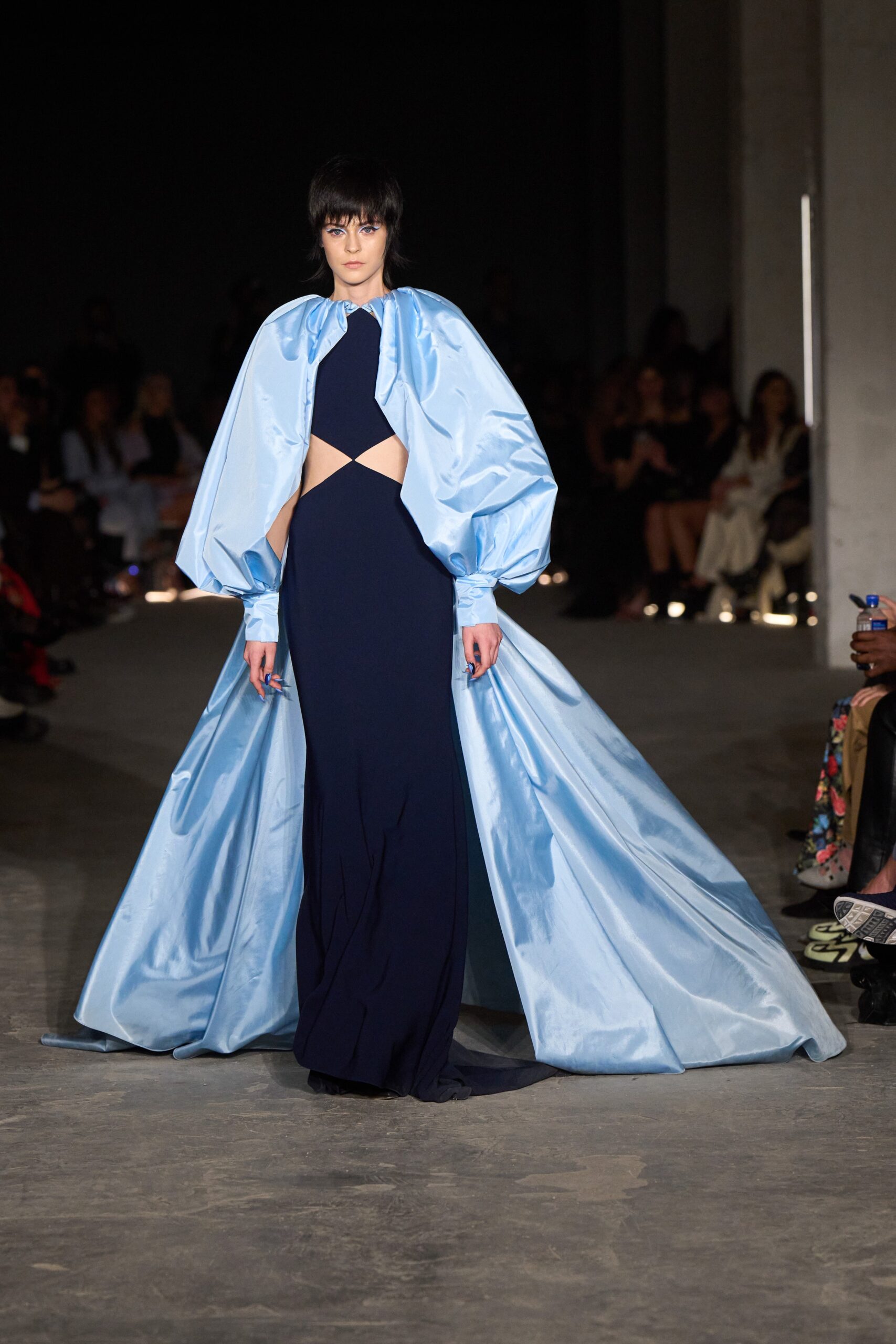 Christian Siriano F/W 22 Look 909