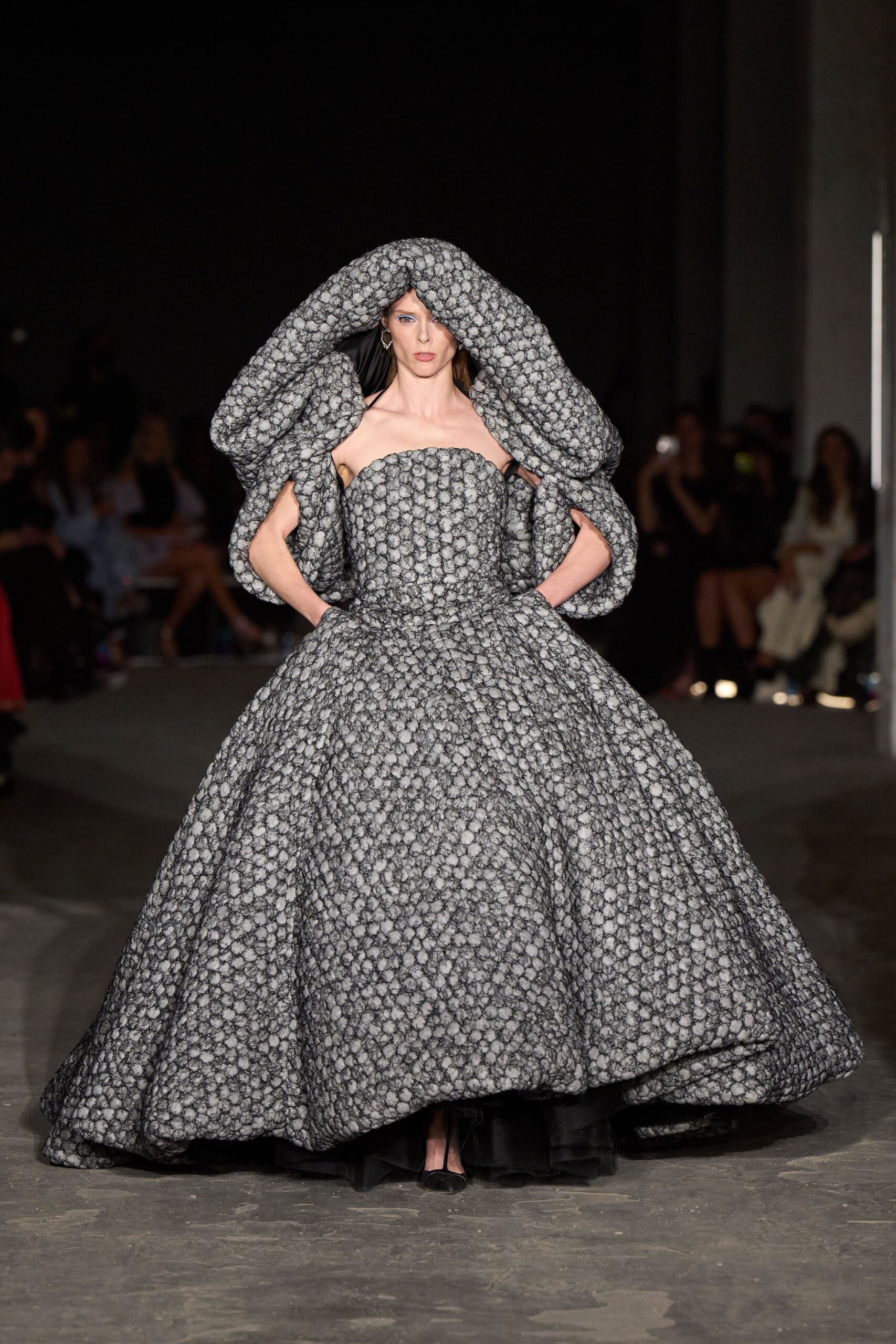Christian Siriano F/W 22 Look 1033