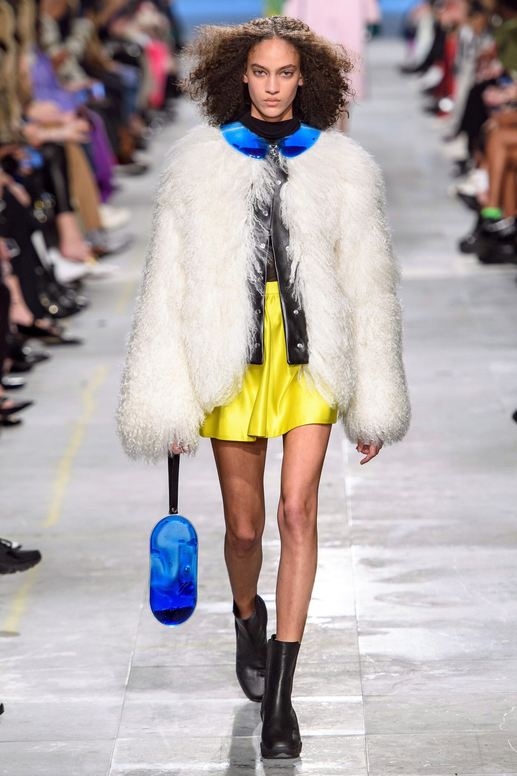 Christopher Kane F/W 19 Look 404