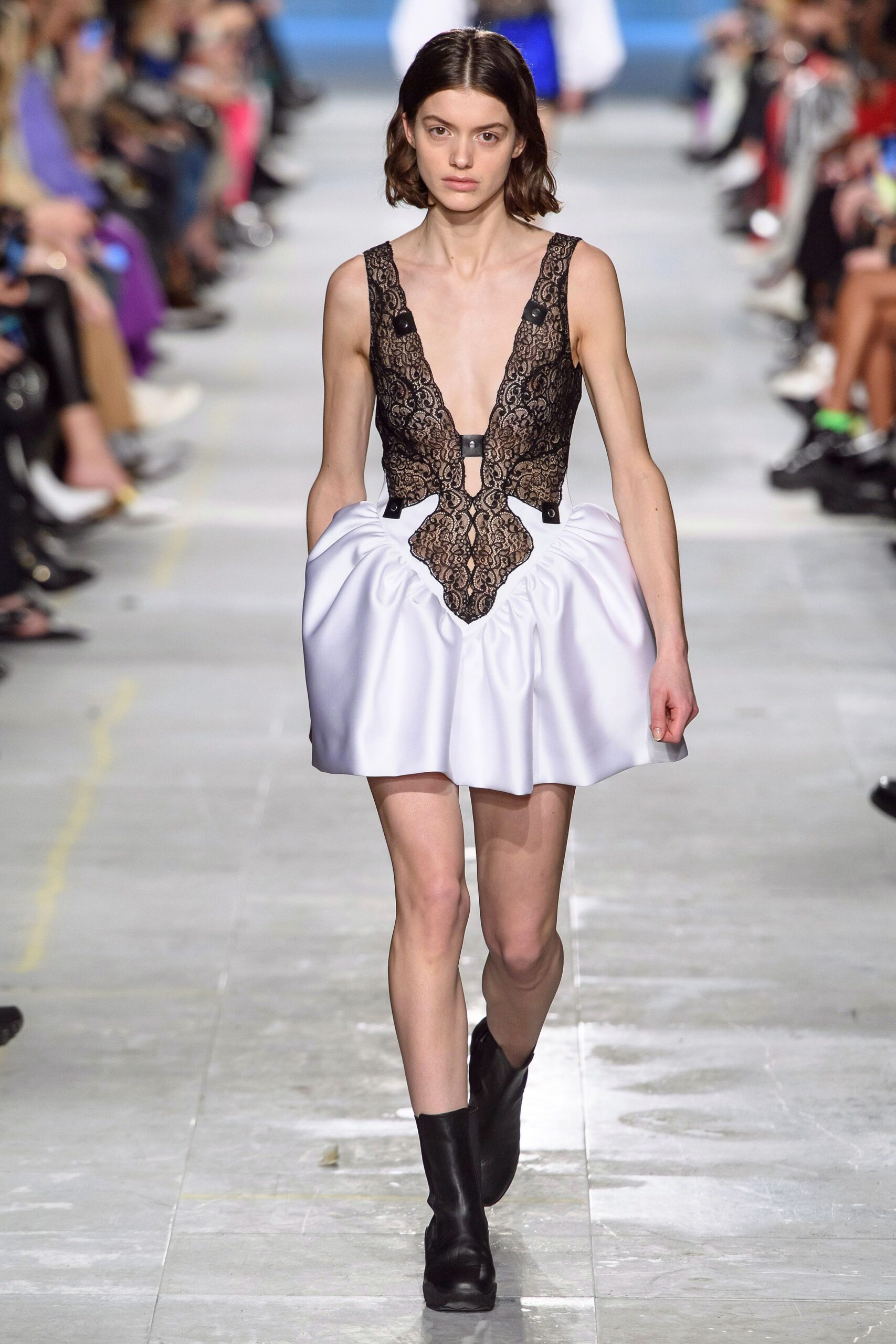 Christopher Kane F/W 19 Look 740