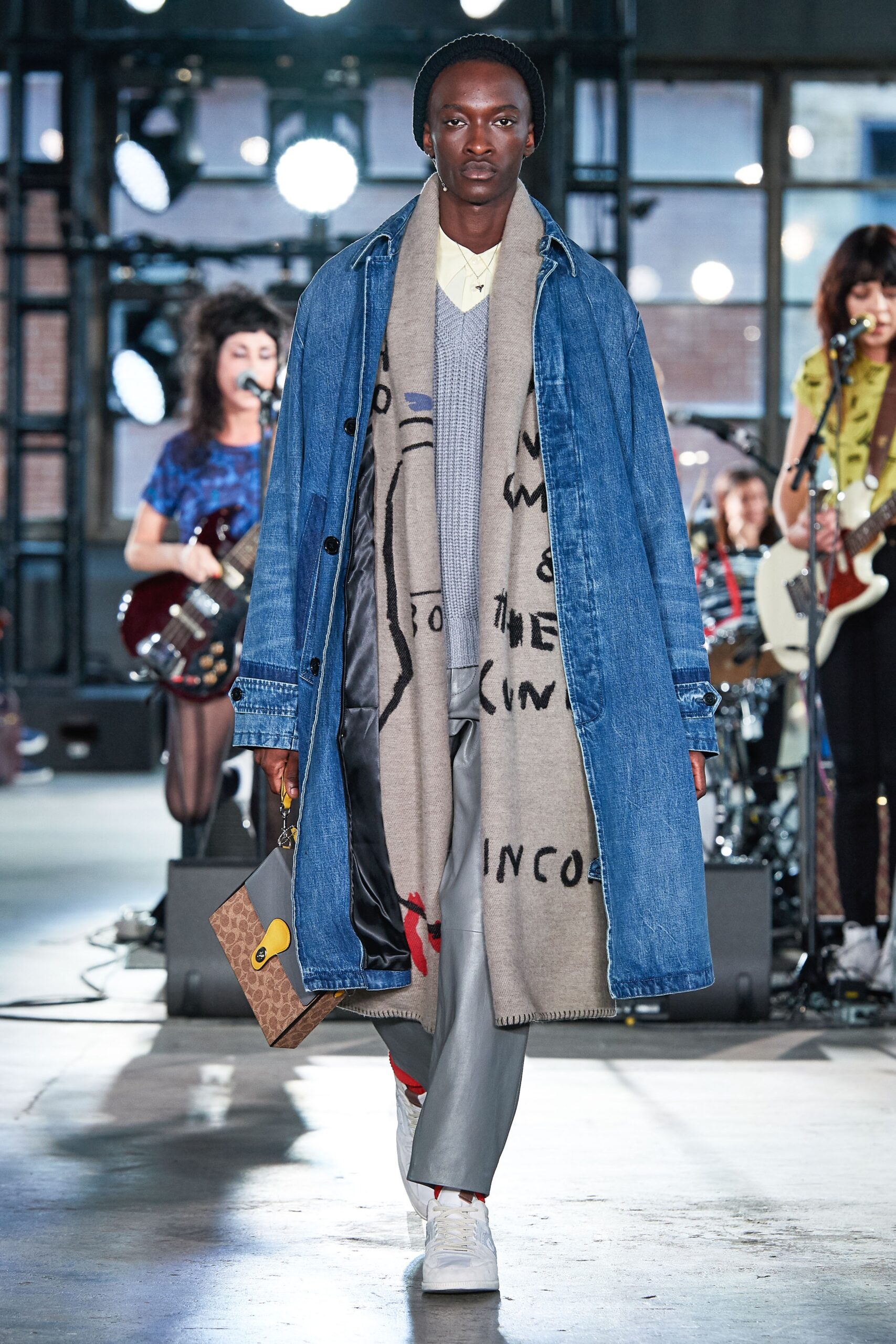 Coach F/W 20 Look 727