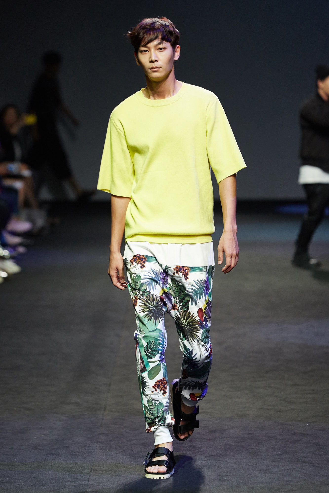 D.Gnak Seoul S/S 16 Look 10