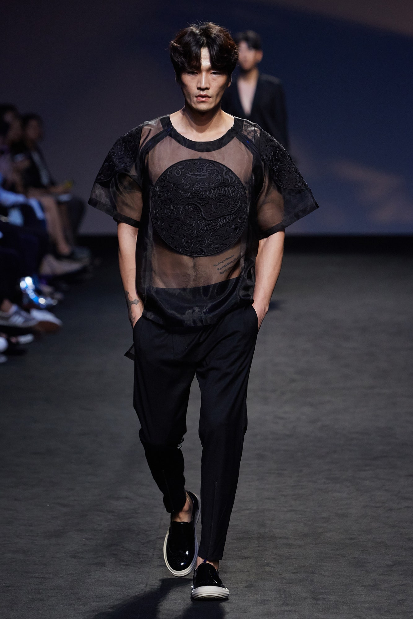 D.Gnak Seoul S/S 16 Look 53