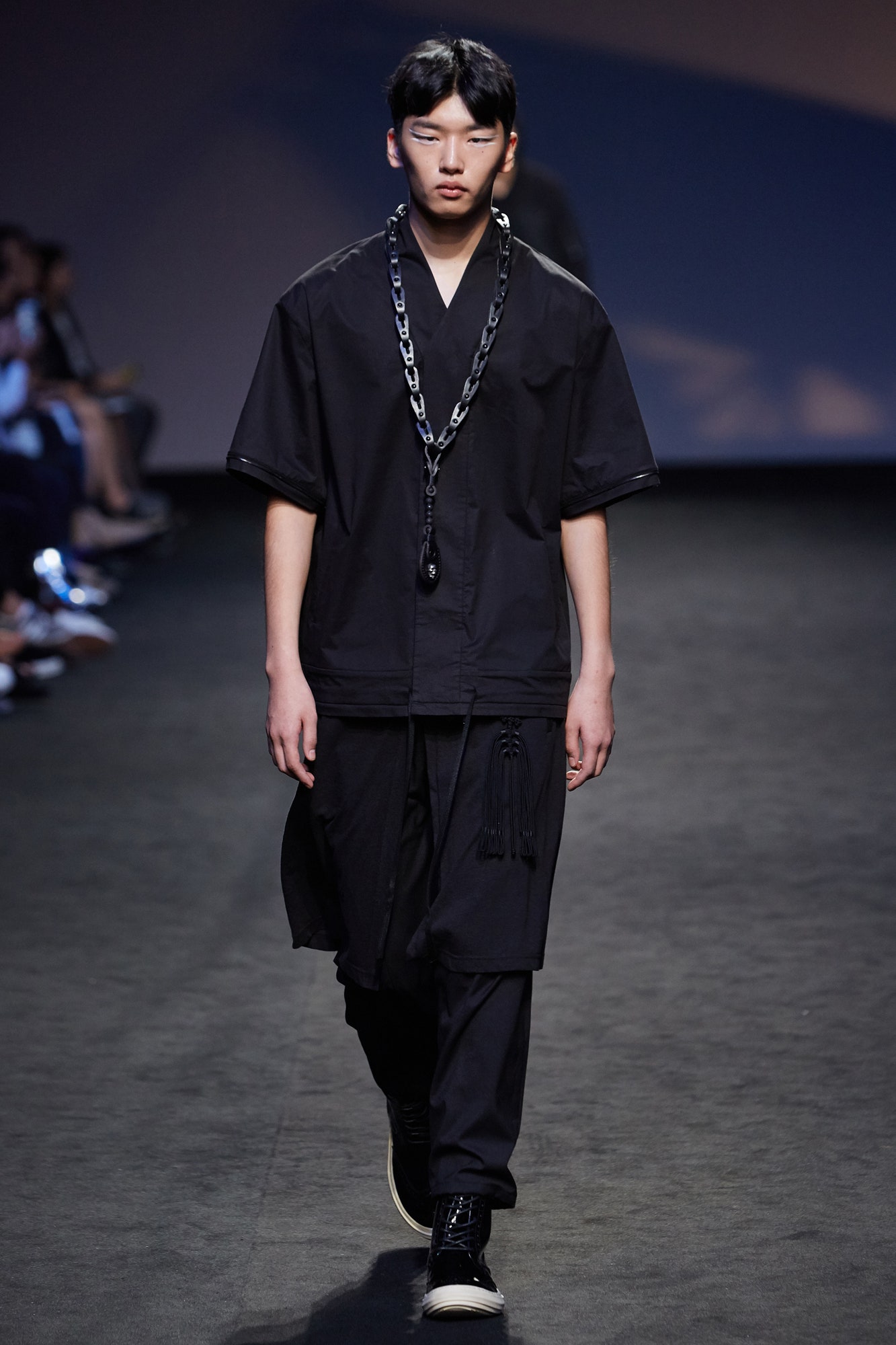 D.Gnak Seoul S/S 16 Look 67