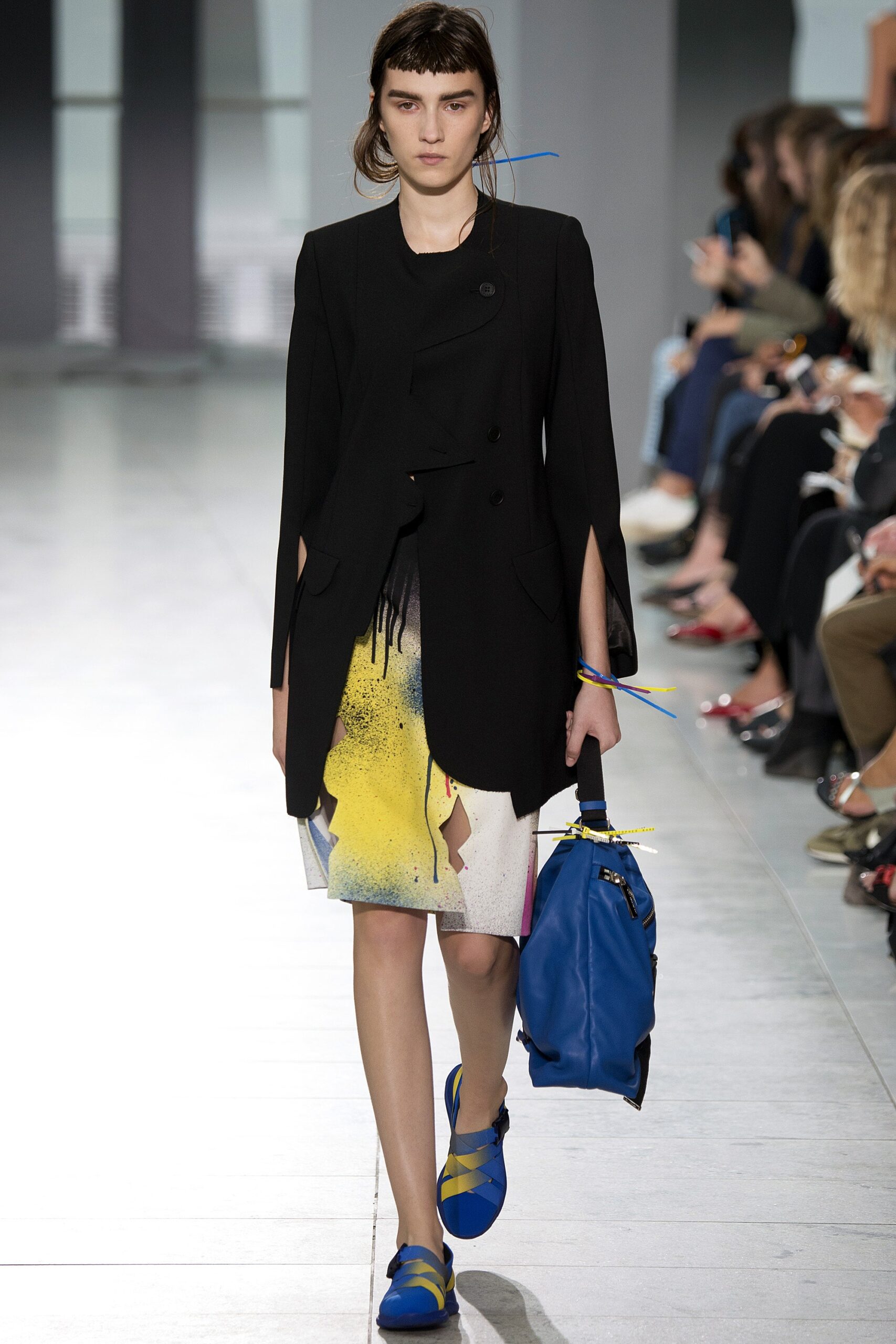 Christopher Kane S/S 16 Look 29