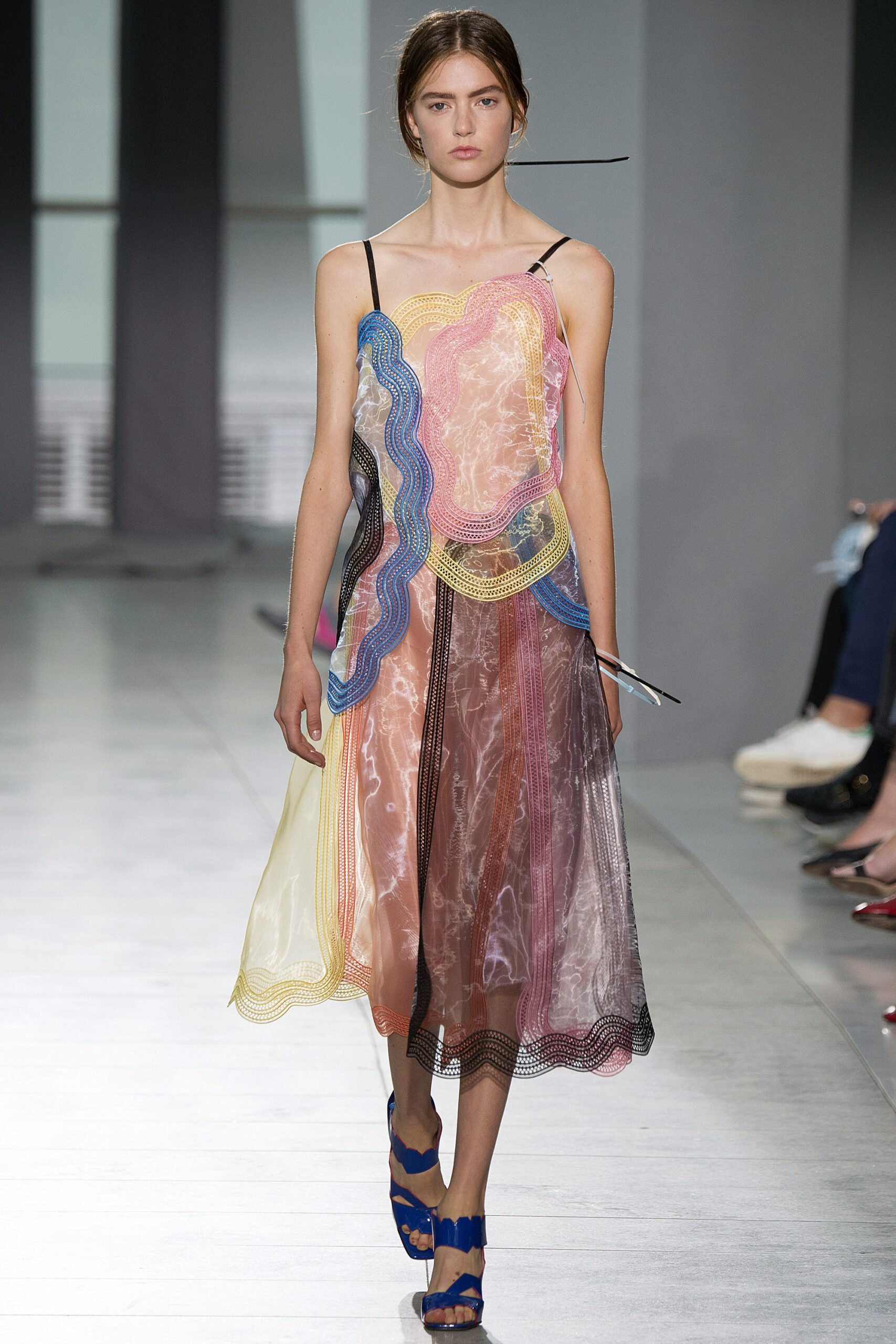 Christopher Kane S/S 16 Look 81