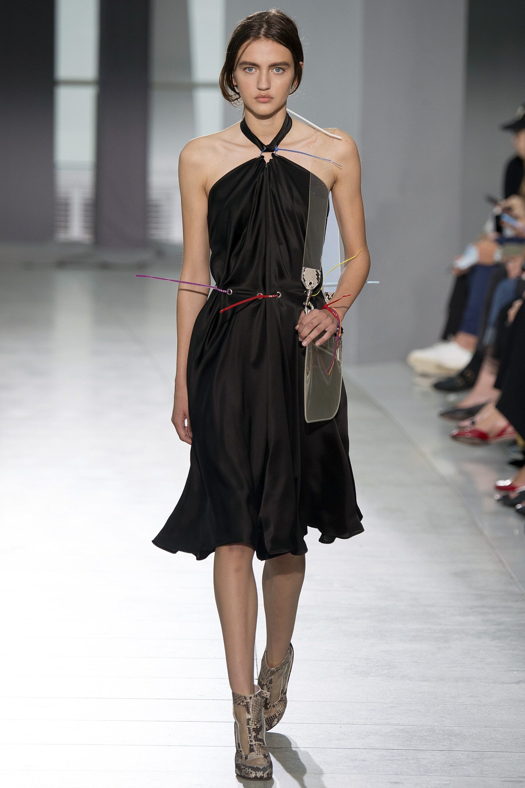 Christopher Kane S/S 16 Look 343