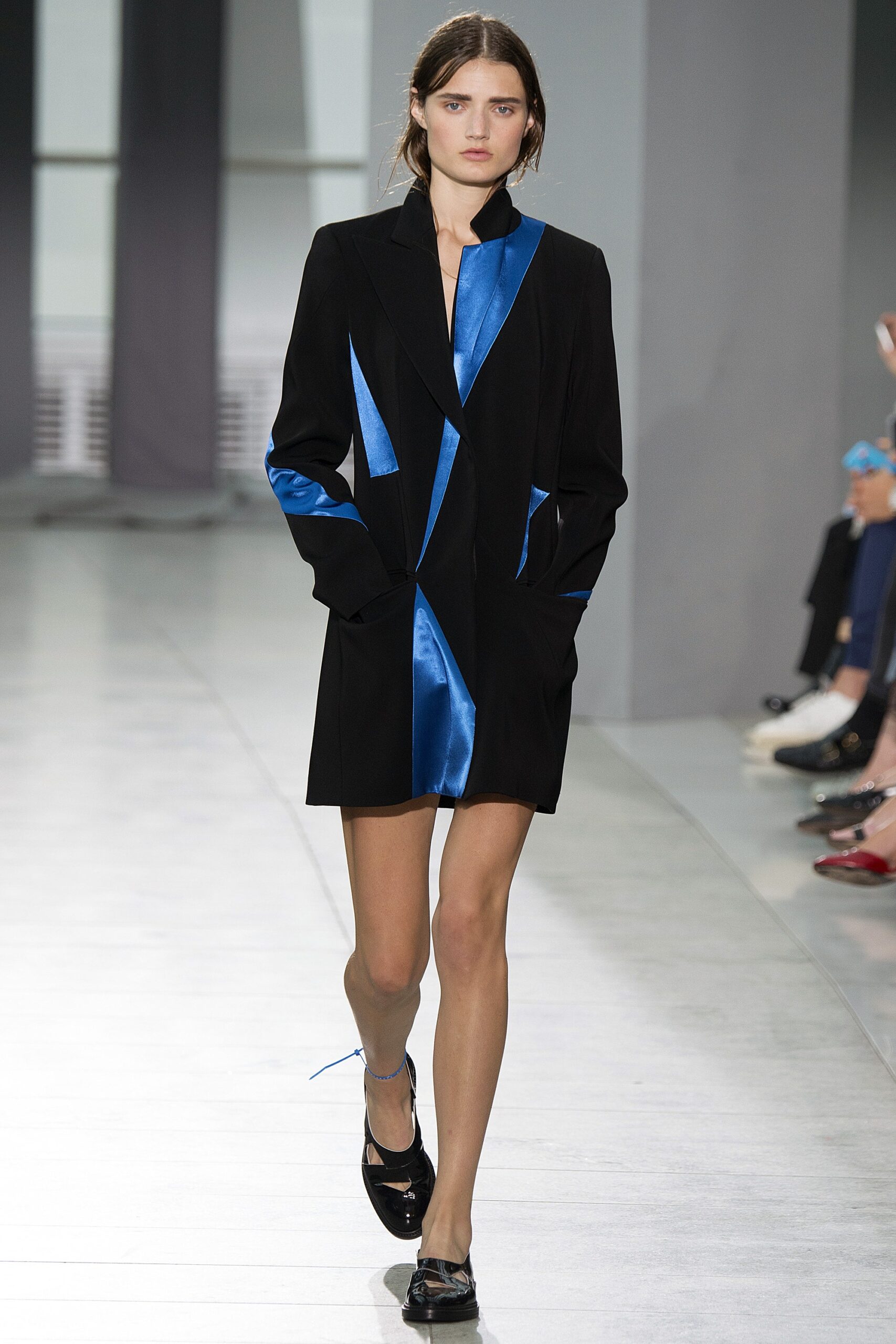 Christopher Kane S/S 16 Look 447