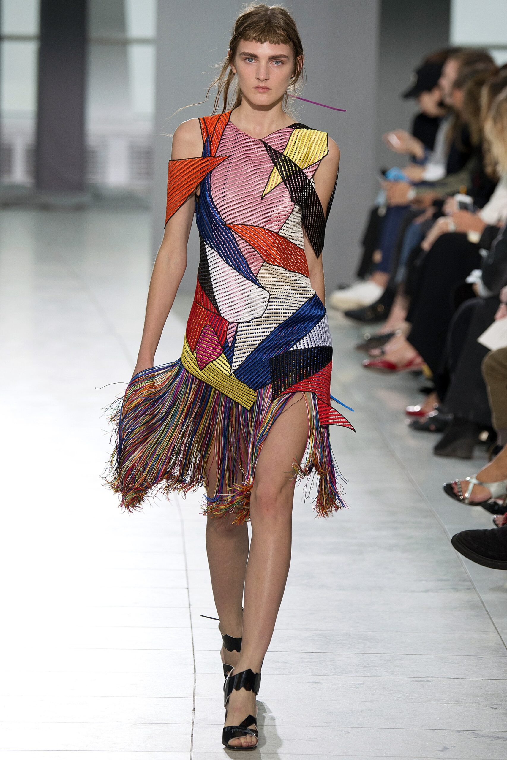 Christopher Kane S/S 16 Look 530