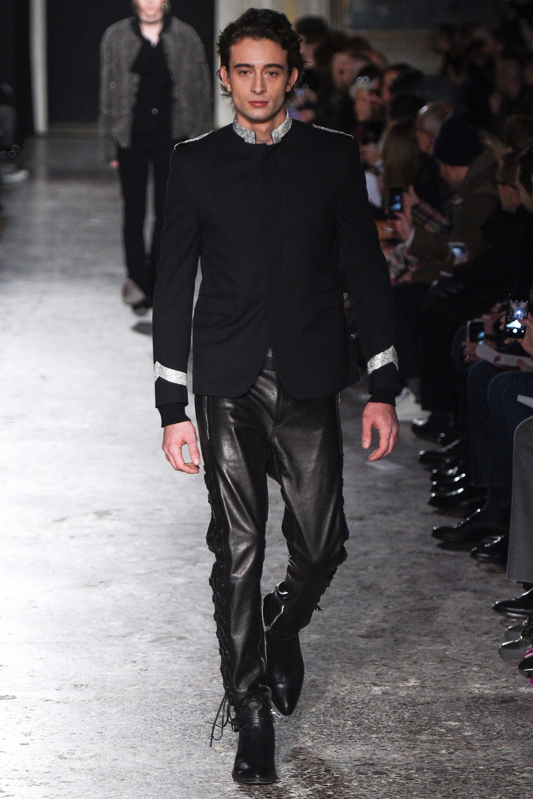 Costume National F/W 16 Menswear Look 359